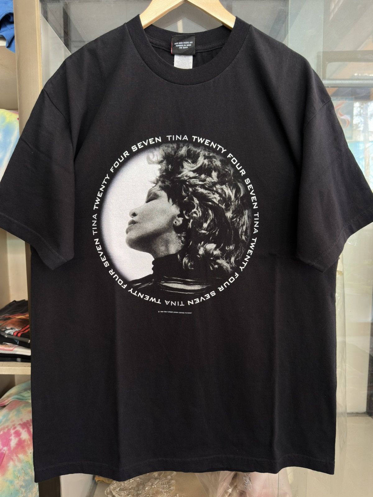 Band Tees Tina Turner 1999-2000 Tour Shirt Size US XL / EU 56 / 4 - 1 Thumbnail