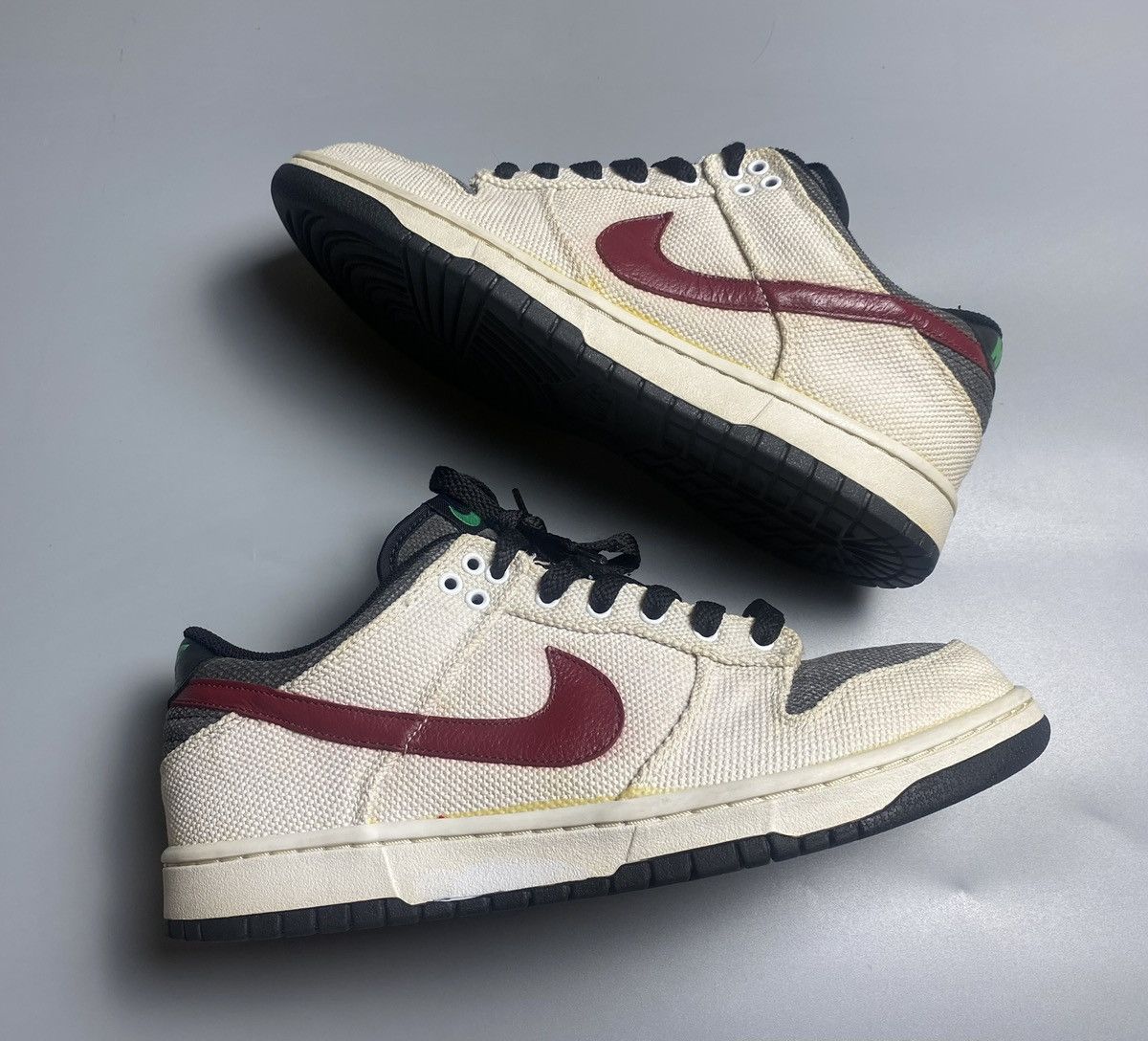 Nike Nike dunk low white team red black Greene Spark Size US 9 / EU 42 - 1 Thumbnail