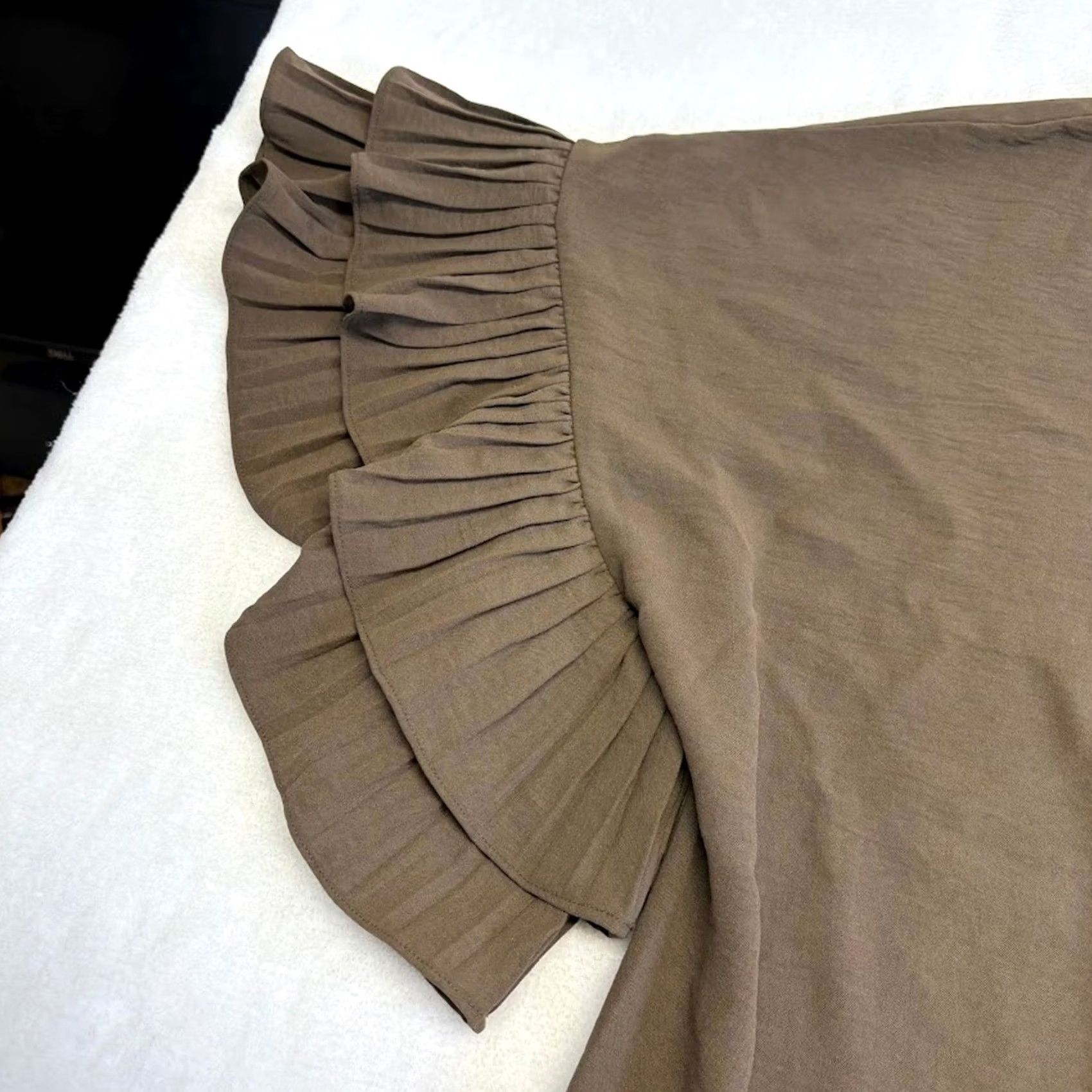 Vintage Oddi Cap Womens 3XL Brown Tiered Ruffle Sleeve Blouse Keyhole Back NWT Women Size Size XXL / US 16-18 / IT 52-54 - 4 Thumbnail