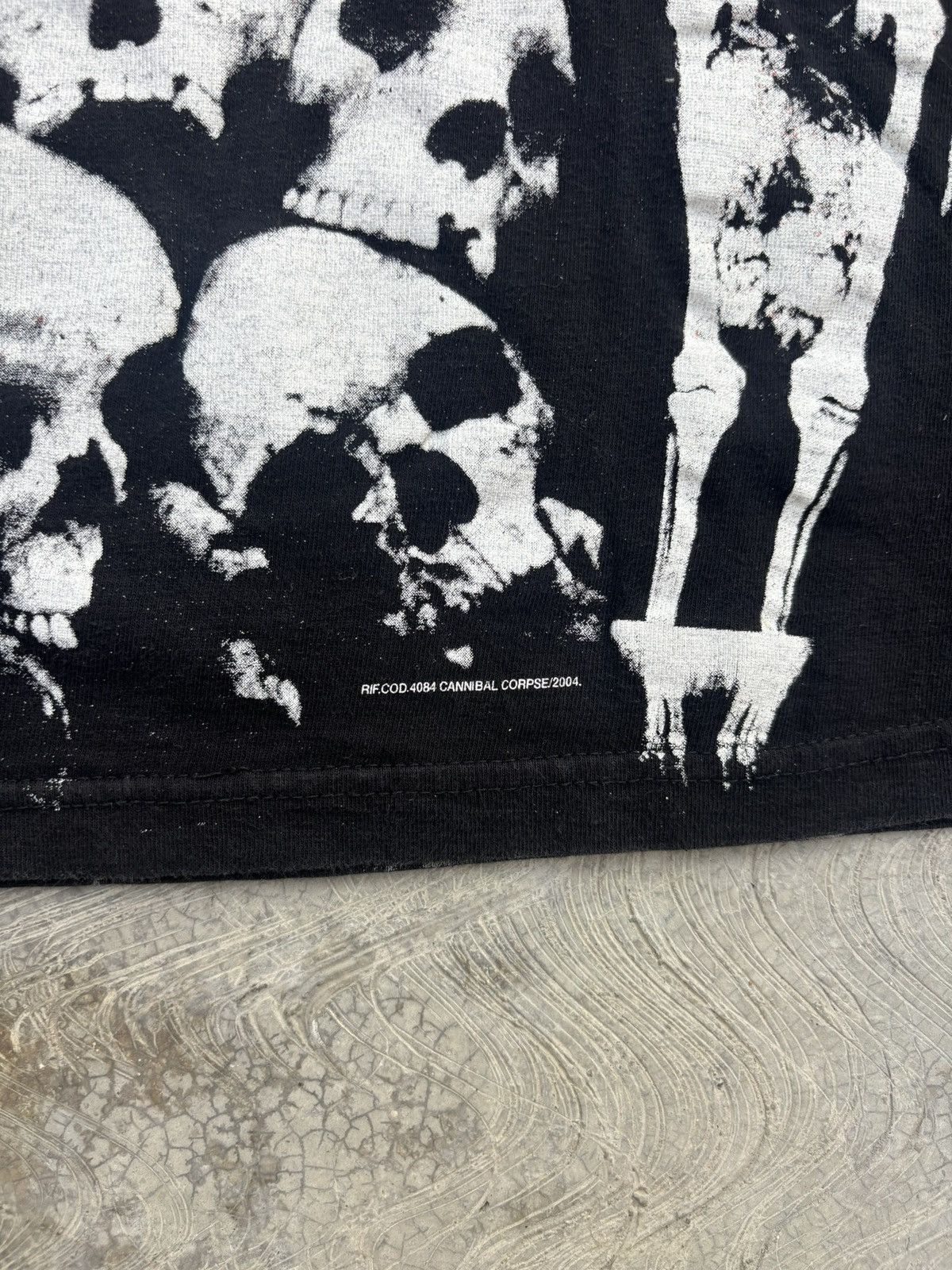 Band Tees Vintage Y2K 2002 Cannibal Corpse AOP T Shirt Size US M / EU 48-50 / 2 - 3 Thumbnail