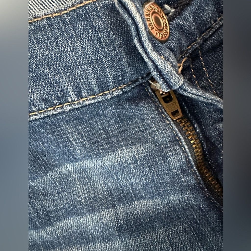 7 For All Mankind NWOT 7 For All Mankind ROXANNE Jeans BLUE Women’s Size 25. Size 25" / US 0 / IT 36 - 14 Thumbnail
