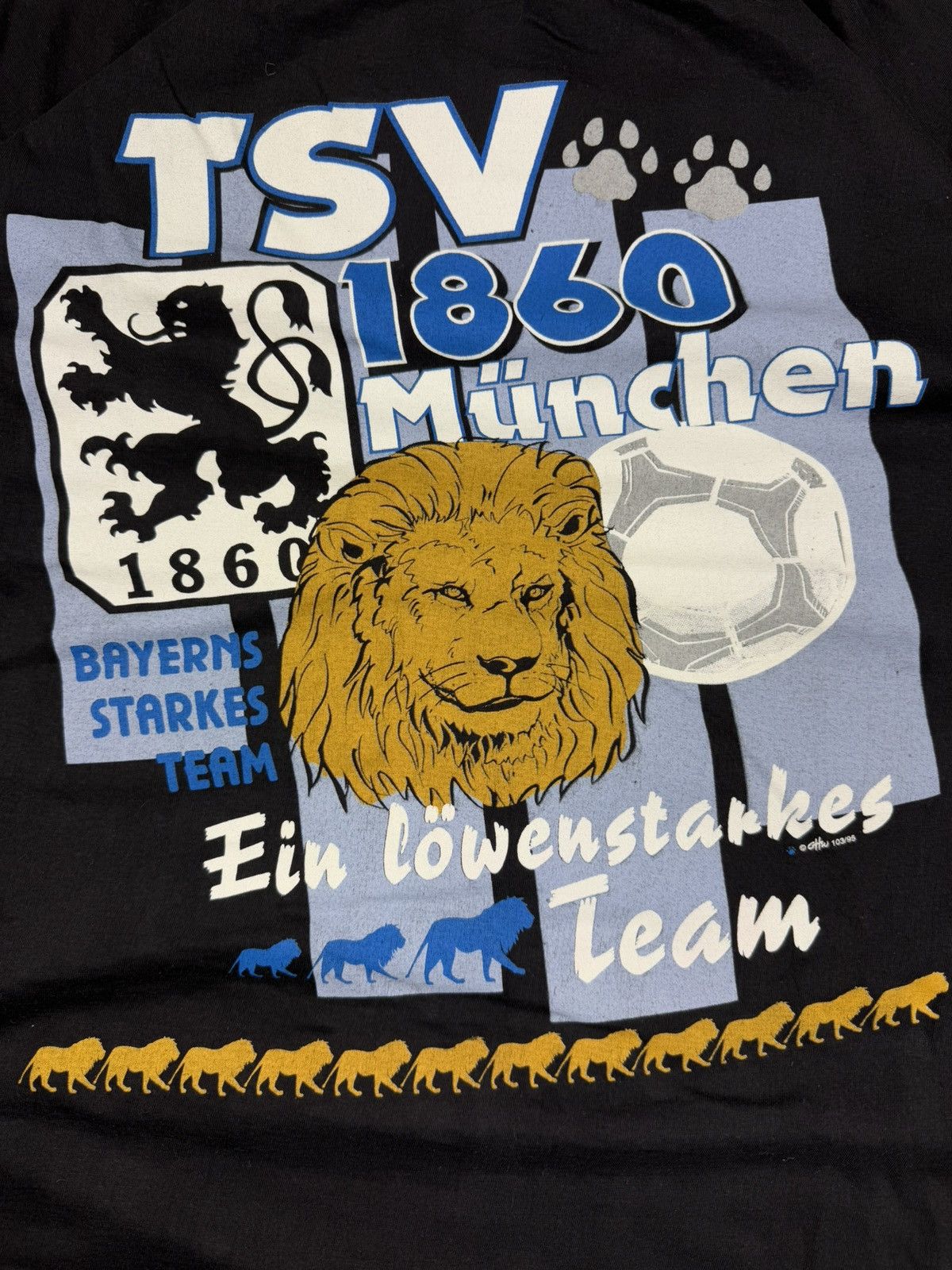Vintage Vintage 90s TSV 1860 Munich football soccer team graphic tee Size US XL / EU 56 / 4 - 7 Thumbnail