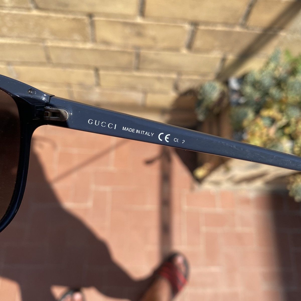 Gucci Gucci GG3155/S Navy Sunglasses With Gold Trim Size ONE SIZE - 7 Thumbnail
