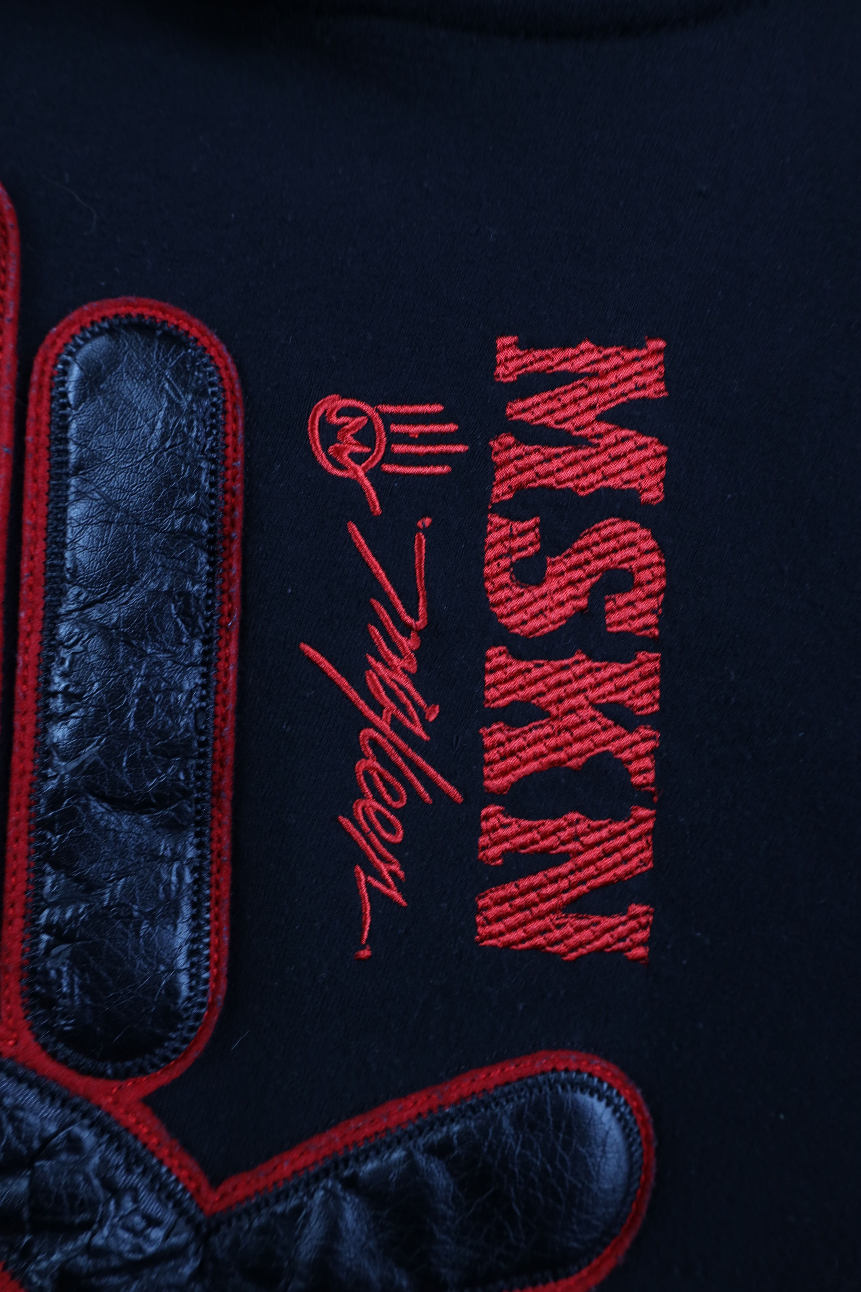 Vintage Vintage 90s Y2K Miskeen Originals Hoodie Sweatshirt Black Size US XXL / EU 58 / 5 - 5 Thumbnail