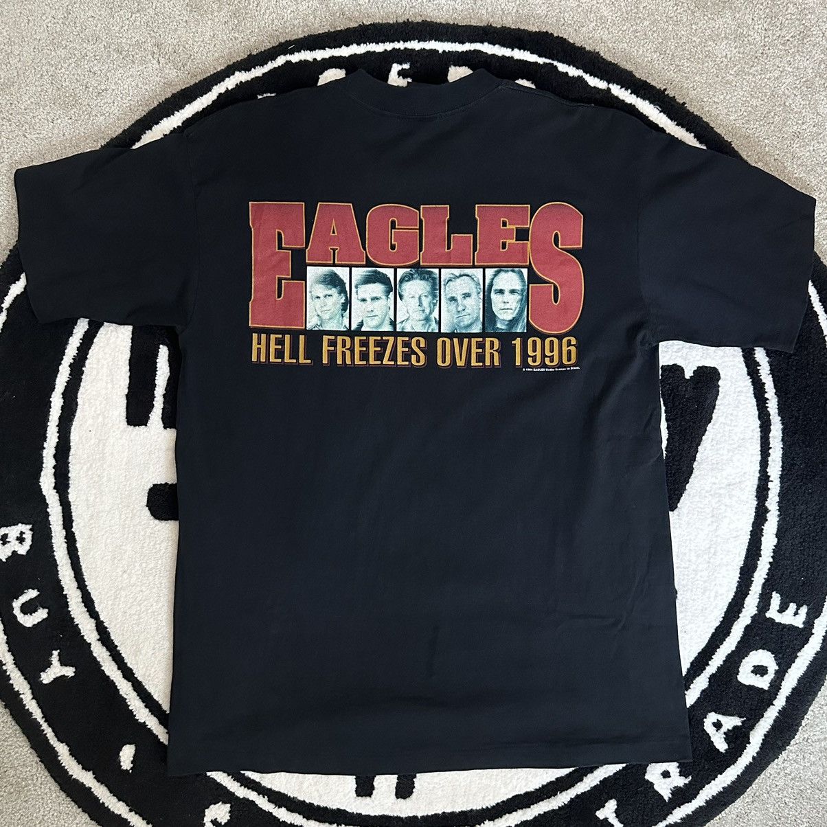 Band Tees Vintage Eagles Hell Freezes Over 1996 World Tour Graphic Tee Size US XL / EU 56 / 4 - 3 Thumbnail