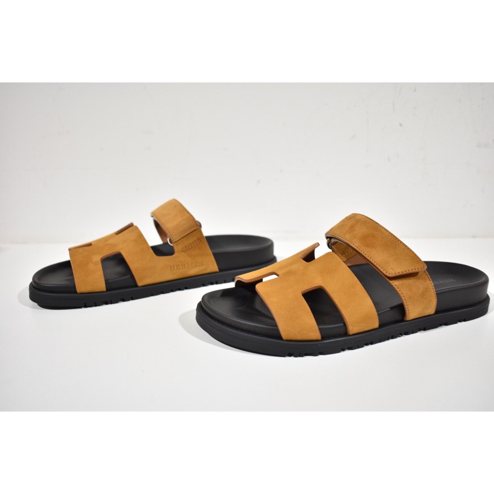 Hermes Hermes Chypre Sandal Black Naturel Gold Suede H Logo Size US 8 / IT 38 - 8 Thumbnail