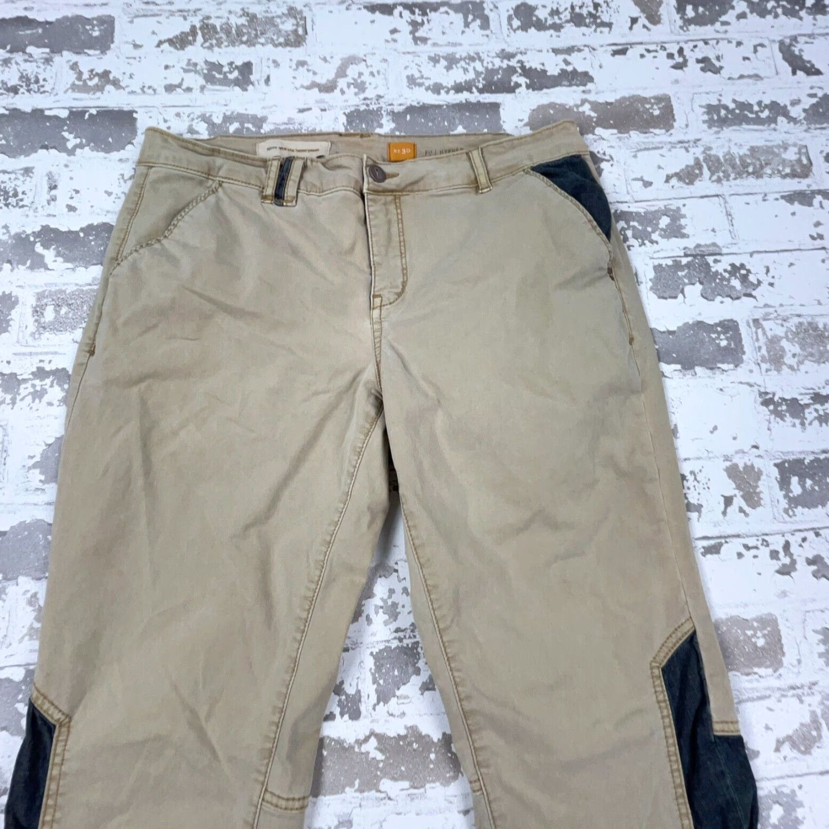 Anthropologie Anthropologie Pants Women 30 Chino Beig e Tan Brown Straight Regular Flat Front Zip Pockets Cotton Cotton Blend Casual - Size 30" / US 8 / IT 44 - 4 Thumbnail