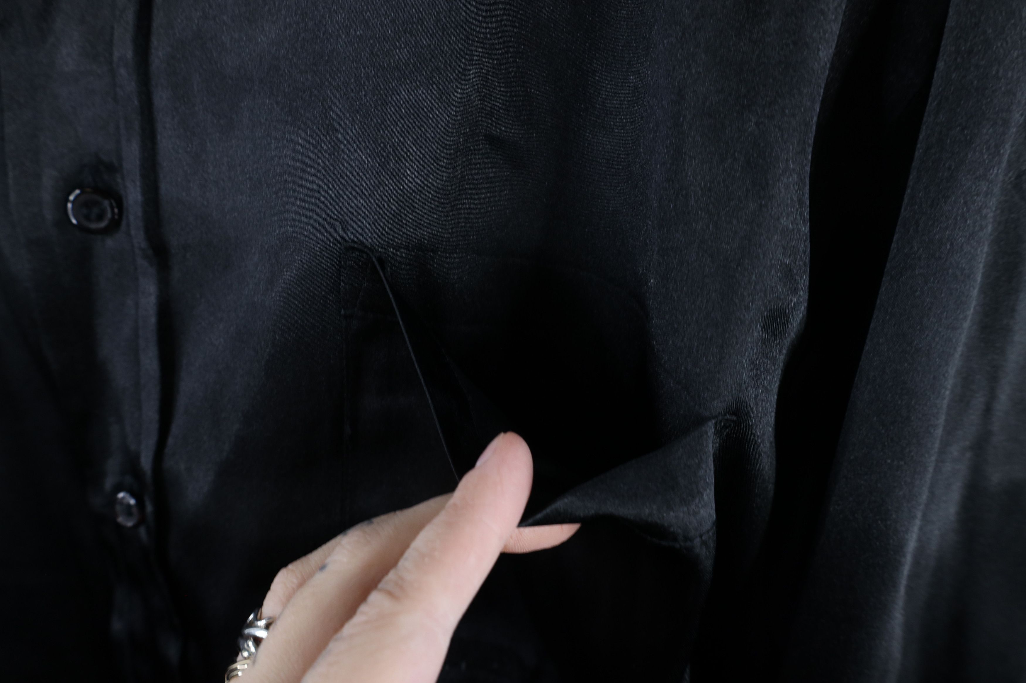 Vintage Vintage 90s Streetwear Polyester Collared Button Shirt Black Size US M / EU 48-50 / 2 - 6 Thumbnail
