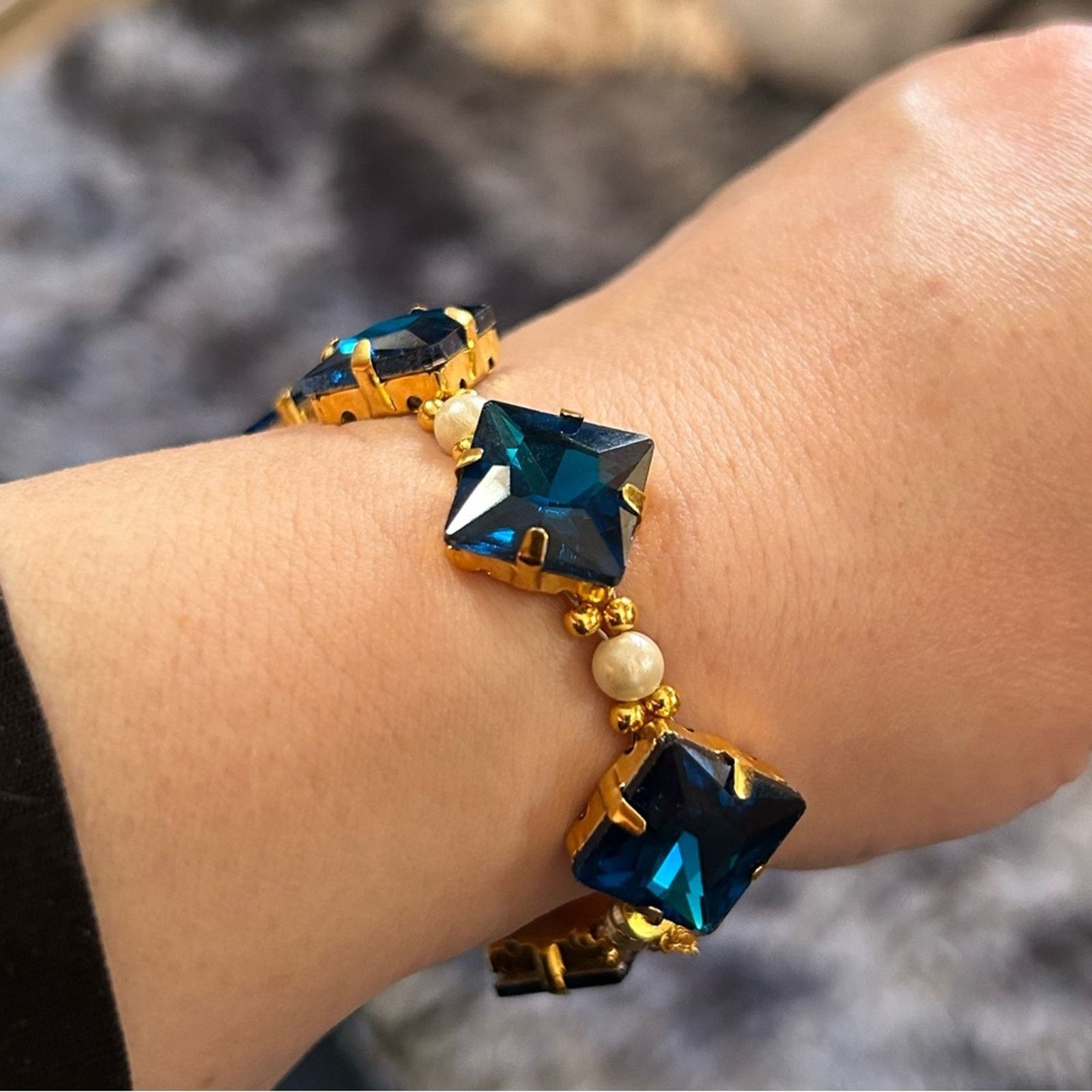 Handmade Handcrafted royal blue rhinestone faux pearl bracelet Size ONE SIZE - 2 Thumbnail