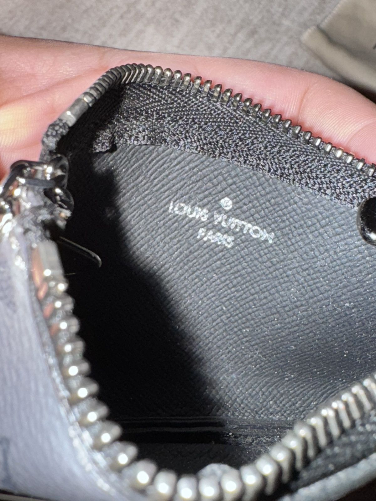 Louis Vuitton Louis vuitton key pouch Size ONE SIZE - 4 Thumbnail