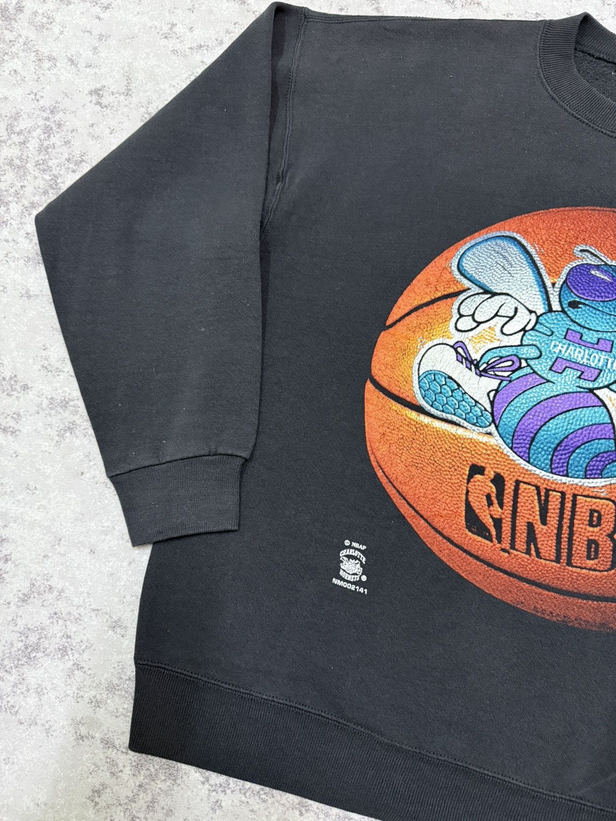 Nutmeg Vintage 90s Nutmeg Mill CharlotteHornets Crewneck Sweatshirt Size US XXL / EU 58 / 5 - 4 Thumbnail