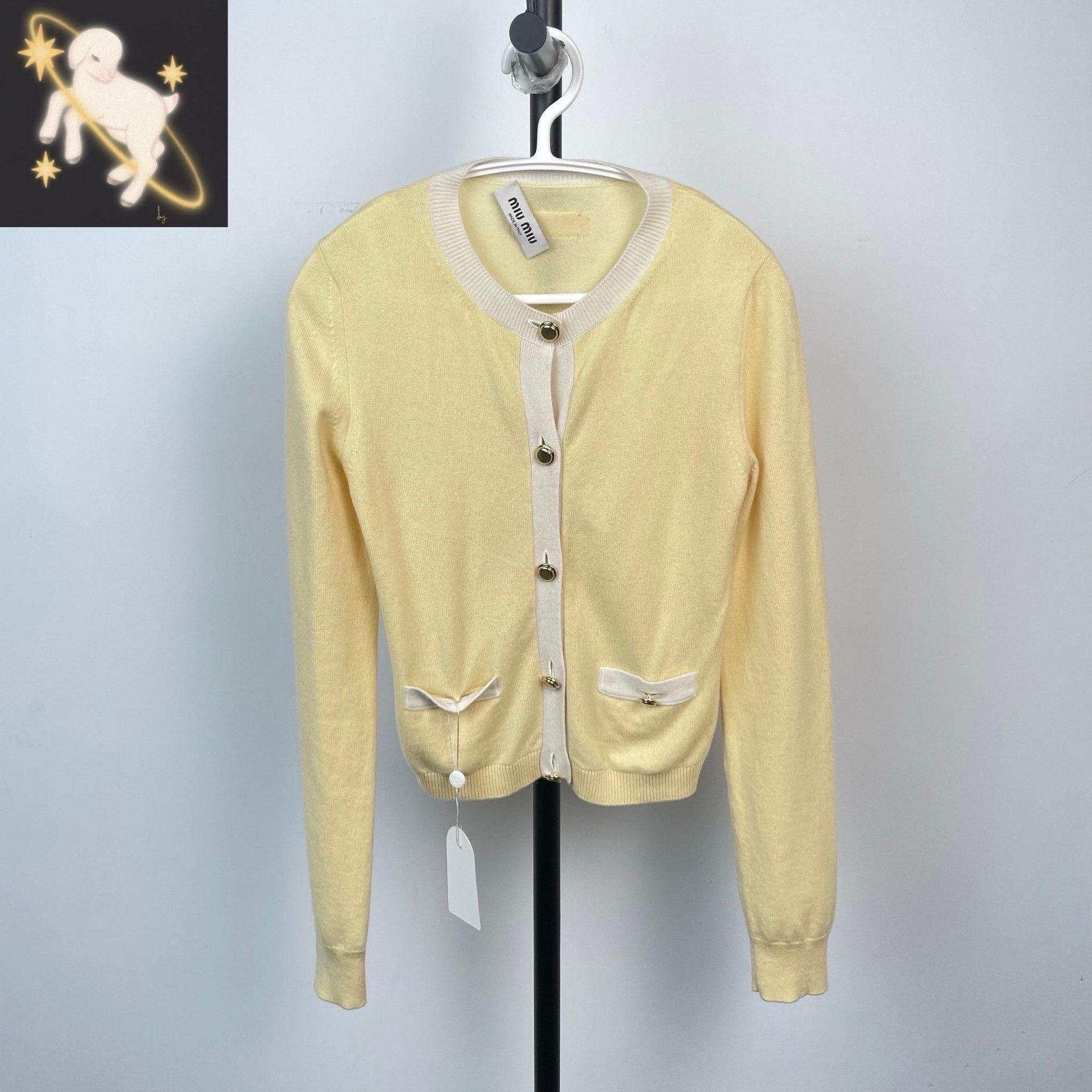 Miu Miu Miu Miu Yellow Sweater 24 Women Size XS / US 0-2 / IT 36-38 - 1 Thumbnail