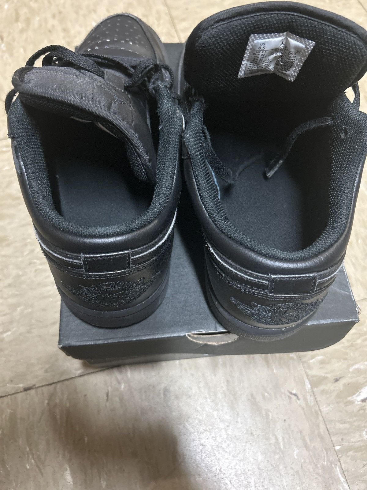 Jordan Brand Jordan 1 Low Triple Black Size (8.5)(2022) Very Worn Size US 8.5 / EU 41-42 - 3 Thumbnail