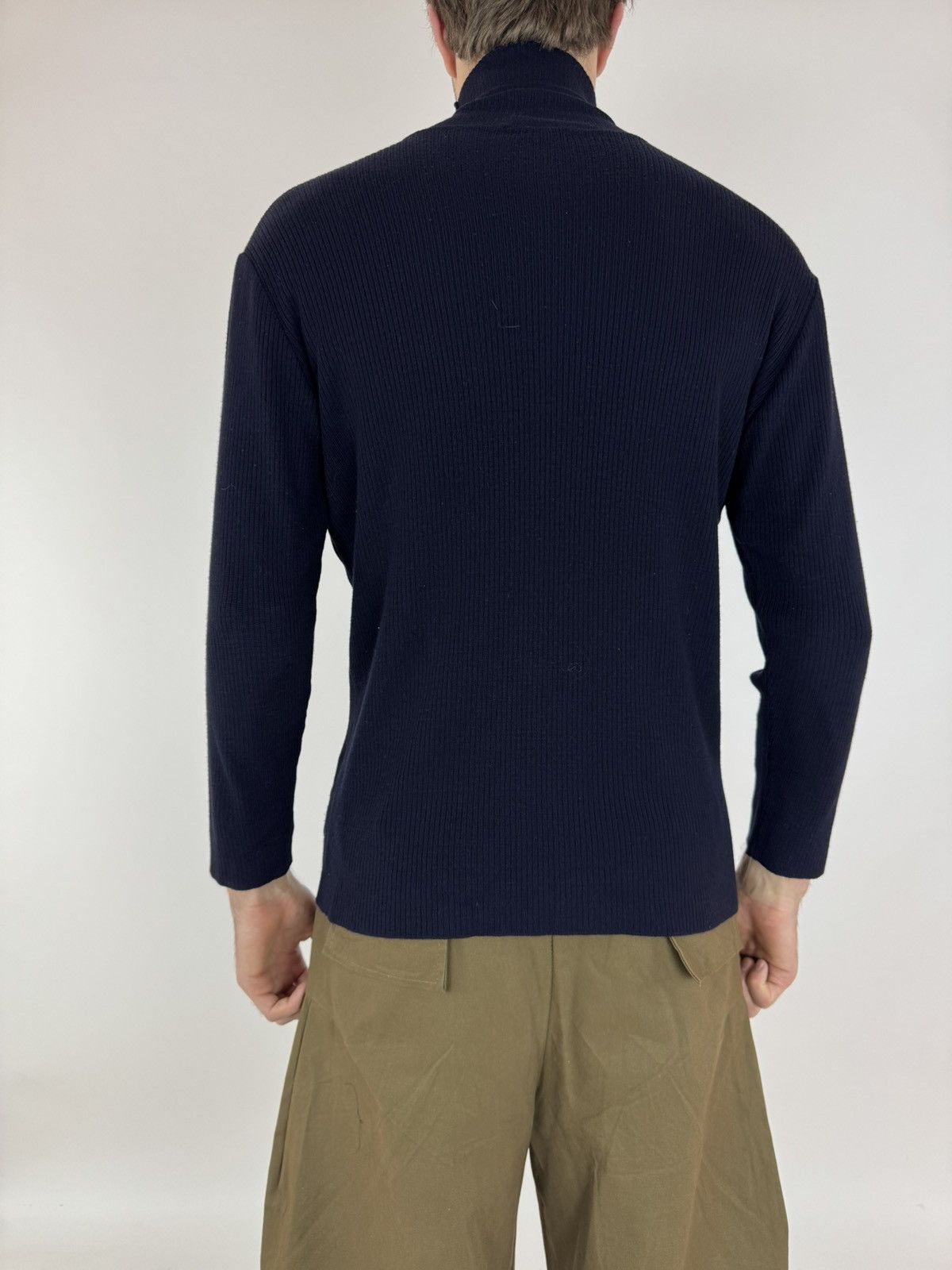 Disney × Vintage Donaldson Vintage Disney Turtleneck Sweater Super Rare Mens Size US L / EU 52-54 / 3 - 4 Thumbnail