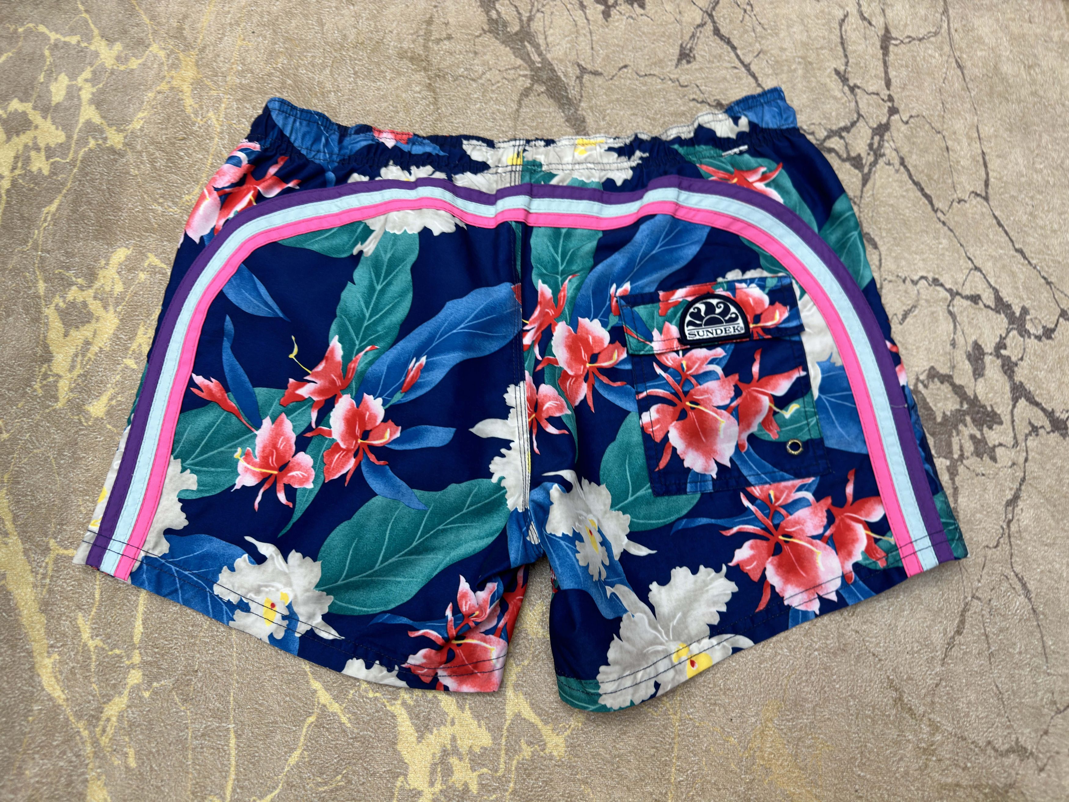 Sundek Sundek S Tropical Beach Shorts Trunks Bath Suit Size S 31 32 Size US 30 / EU 46 - 1 Thumbnail