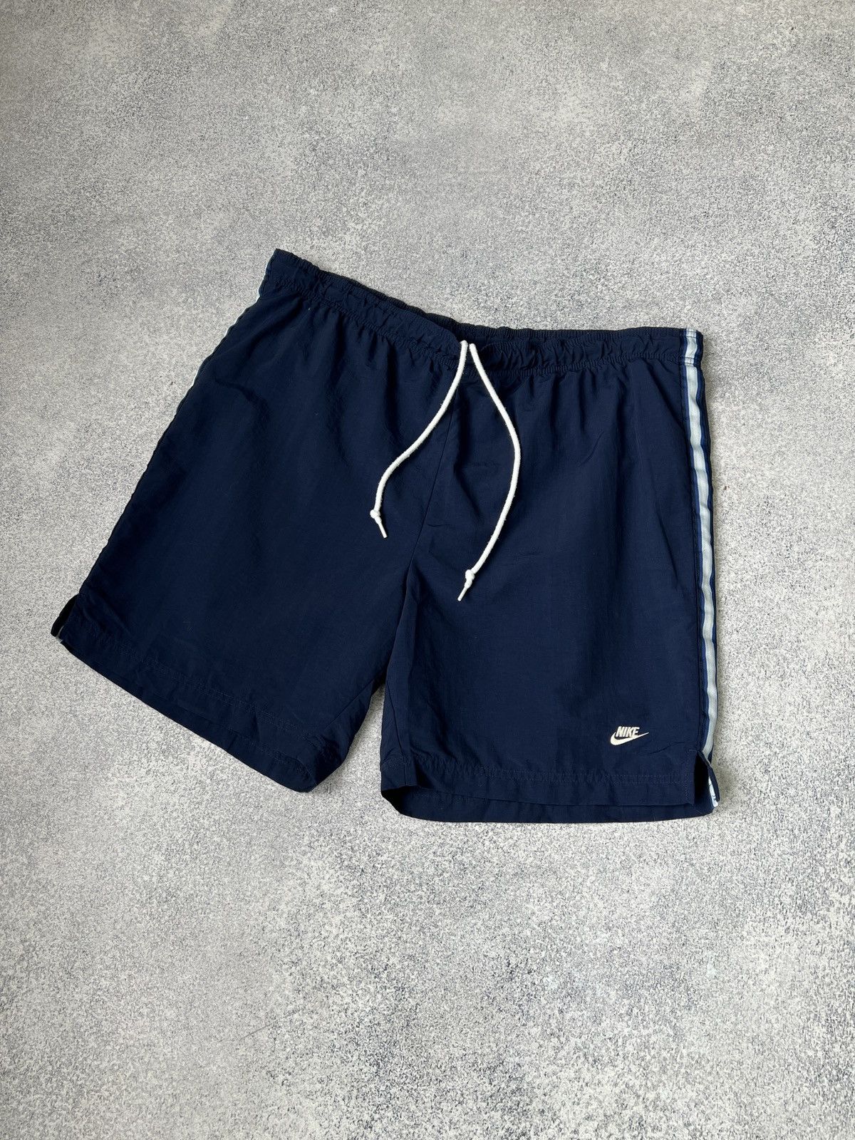 Nike × Vintage Vintage Nike 90s Style Shorts Size US 34 / EU 50 - 4 Thumbnail