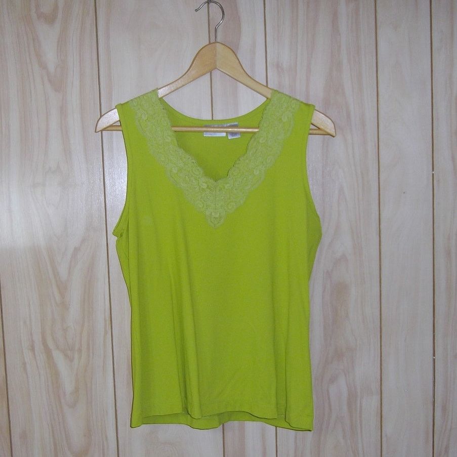 Chicos Chico's Lace Trim V-Neck Sleeveless Stretchy Top M Size M / US 6-8 / IT 42-44 - 1 Thumbnail