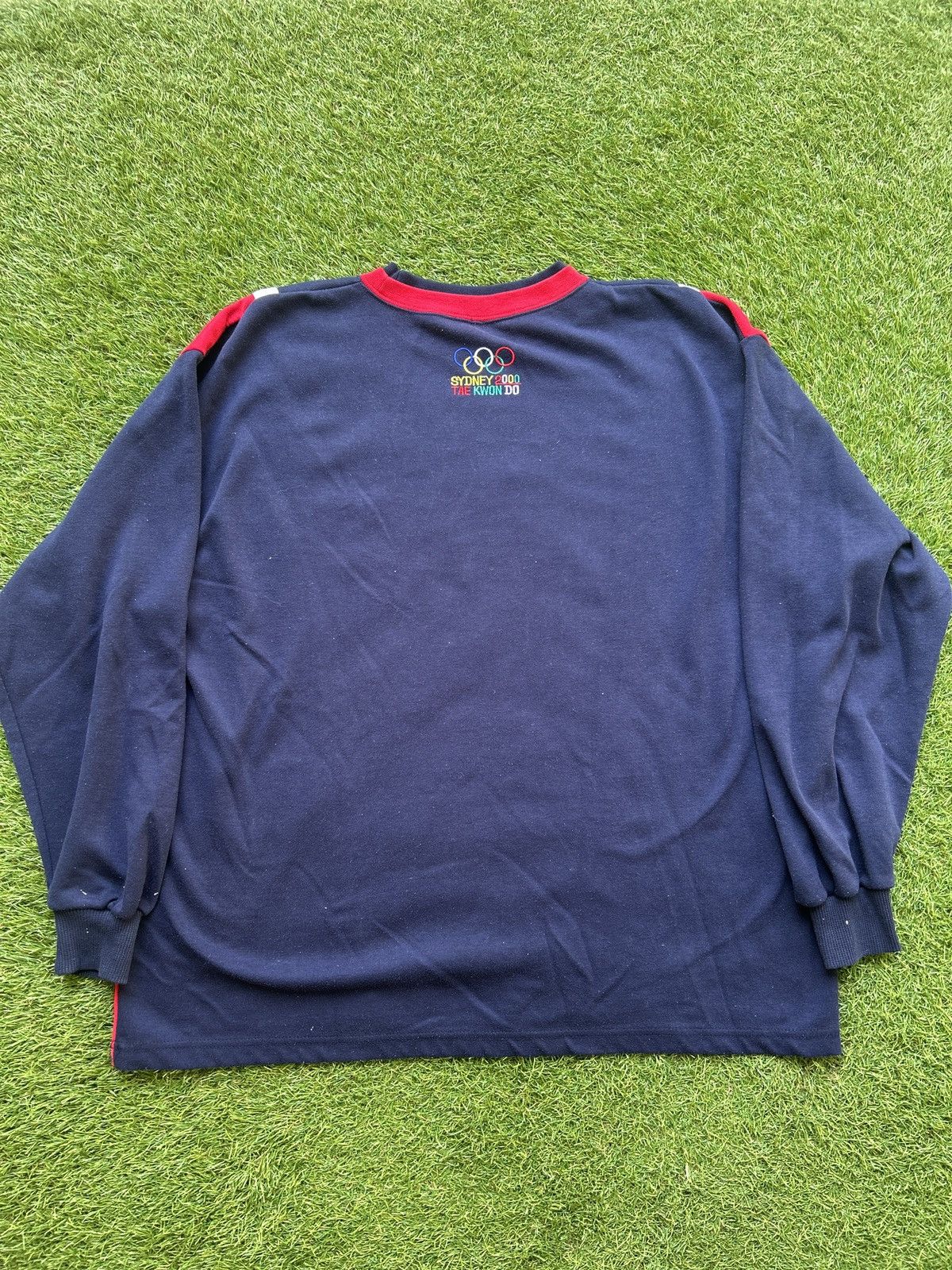 Vintage Vintage 2000 Sydney Olympics Taekwondo Sweatshirt Size US L / EU 52-54 / 3 - 4 Thumbnail