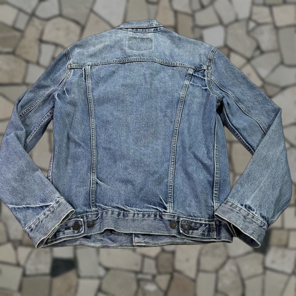 Levi's Levi's Jacket Mens Medium Blue Trucker Denim Type 3 Distressed Button 72334 Size US M / EU 48-50 / 2 - 1 Thumbnail