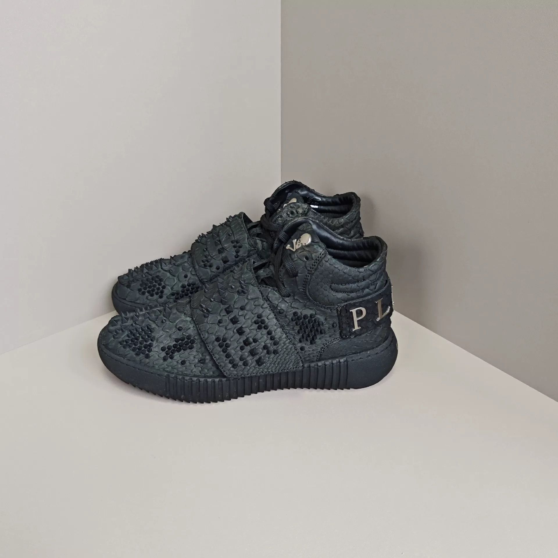 Philipp Plein Philipp Plein Casual Lowtop Sneakers 7 Men Size US 7 / EU 40 - 1 Thumbnail