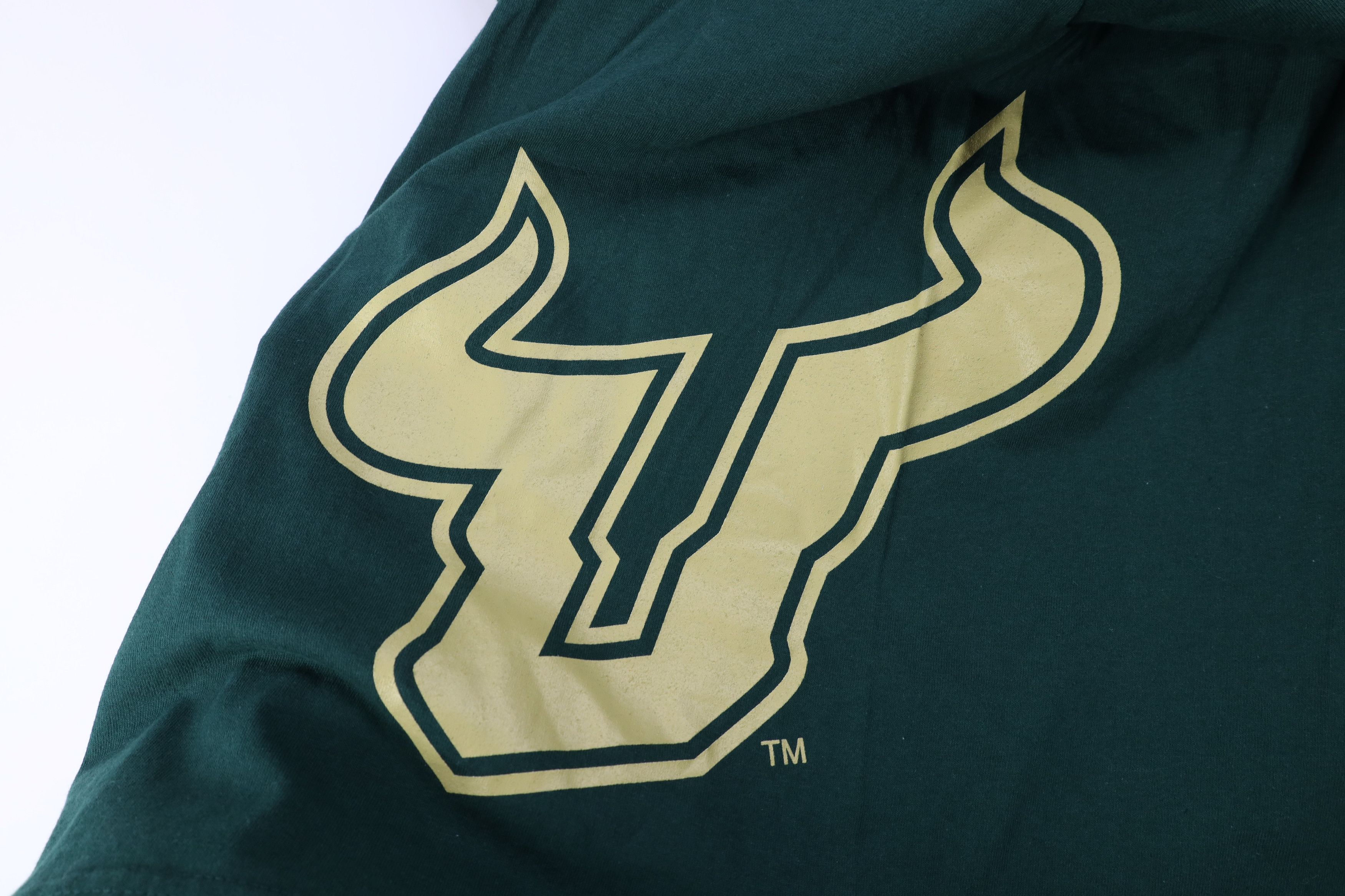 Vintage Vintage University of South Florida Bulls Jumbo T-Shirt Size US XL / EU 56 / 4 - 10 Thumbnail