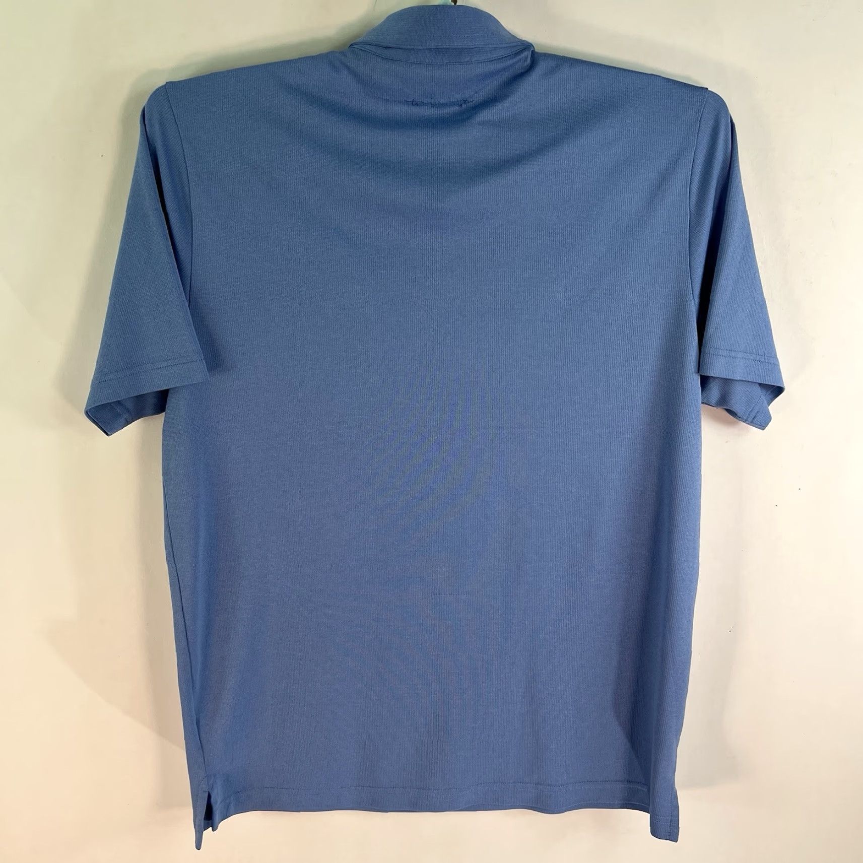 TravisMathew Travis Mathew Golf Polo Shirt Mens L Blue Textured Polo Shirt Short Sleeve Regular Fit Cotton Polyester Knit Breathable All Seasons Size US L / EU 52-54 / 3 - 7 Thumbnail