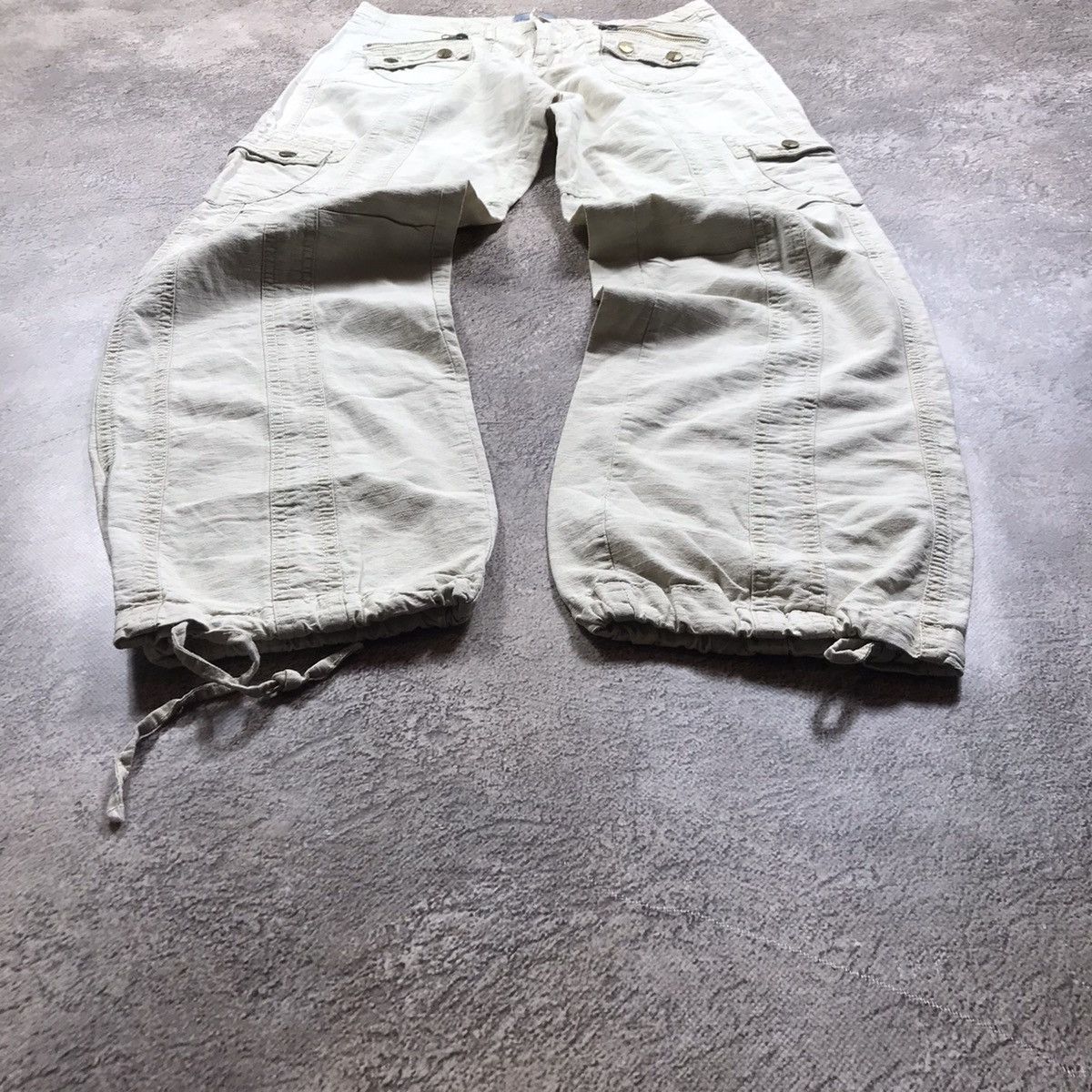 Vintage Vintage Y2K Baggy Distressed Cargo Pants Grunge Thrashed 29 Size 29" - 1 Thumbnail