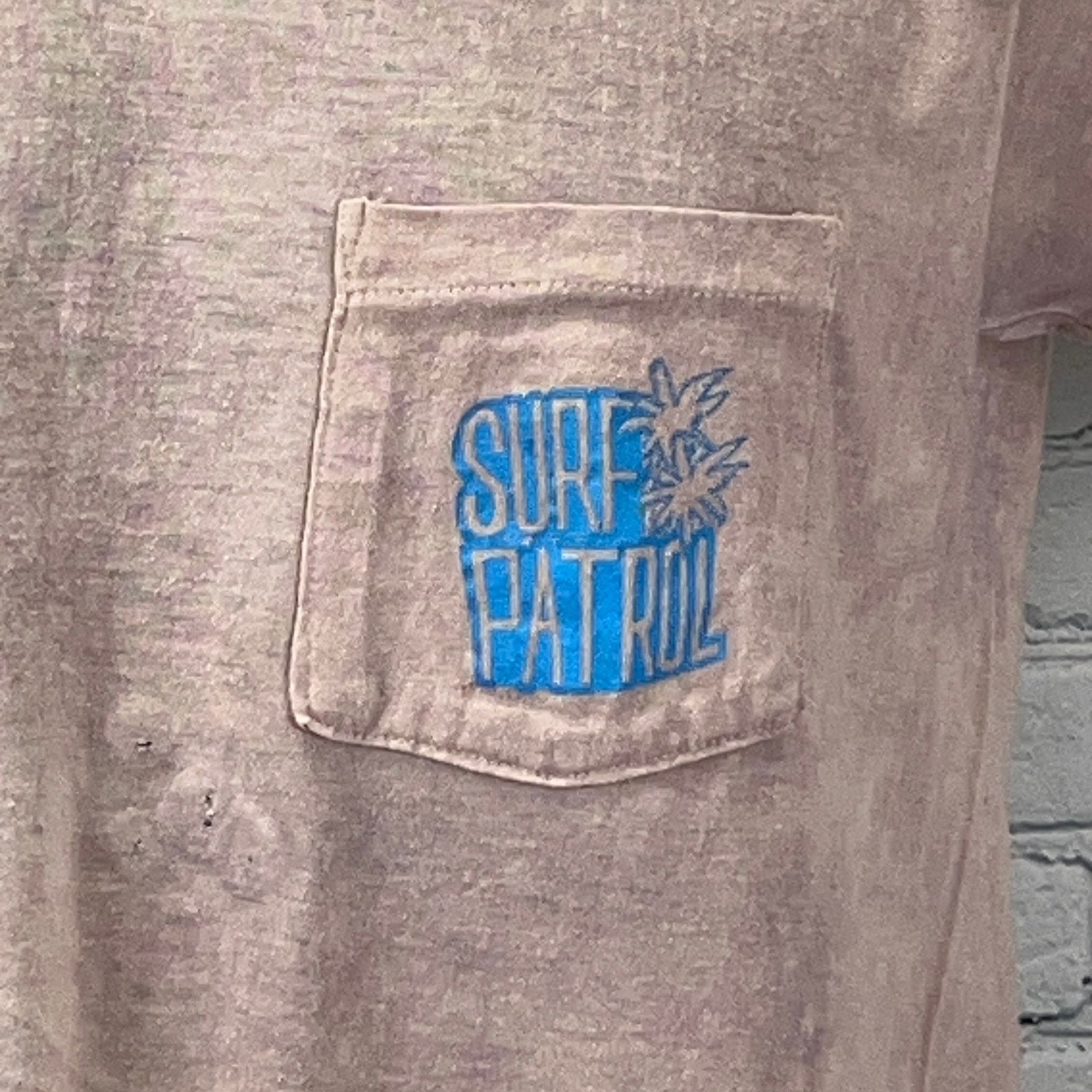 Vintage Vintage 80s Surf Patrol Shark T Shirt Surfer Surfing Beige M Size US M / EU 48-50 / 2 - 5 Thumbnail