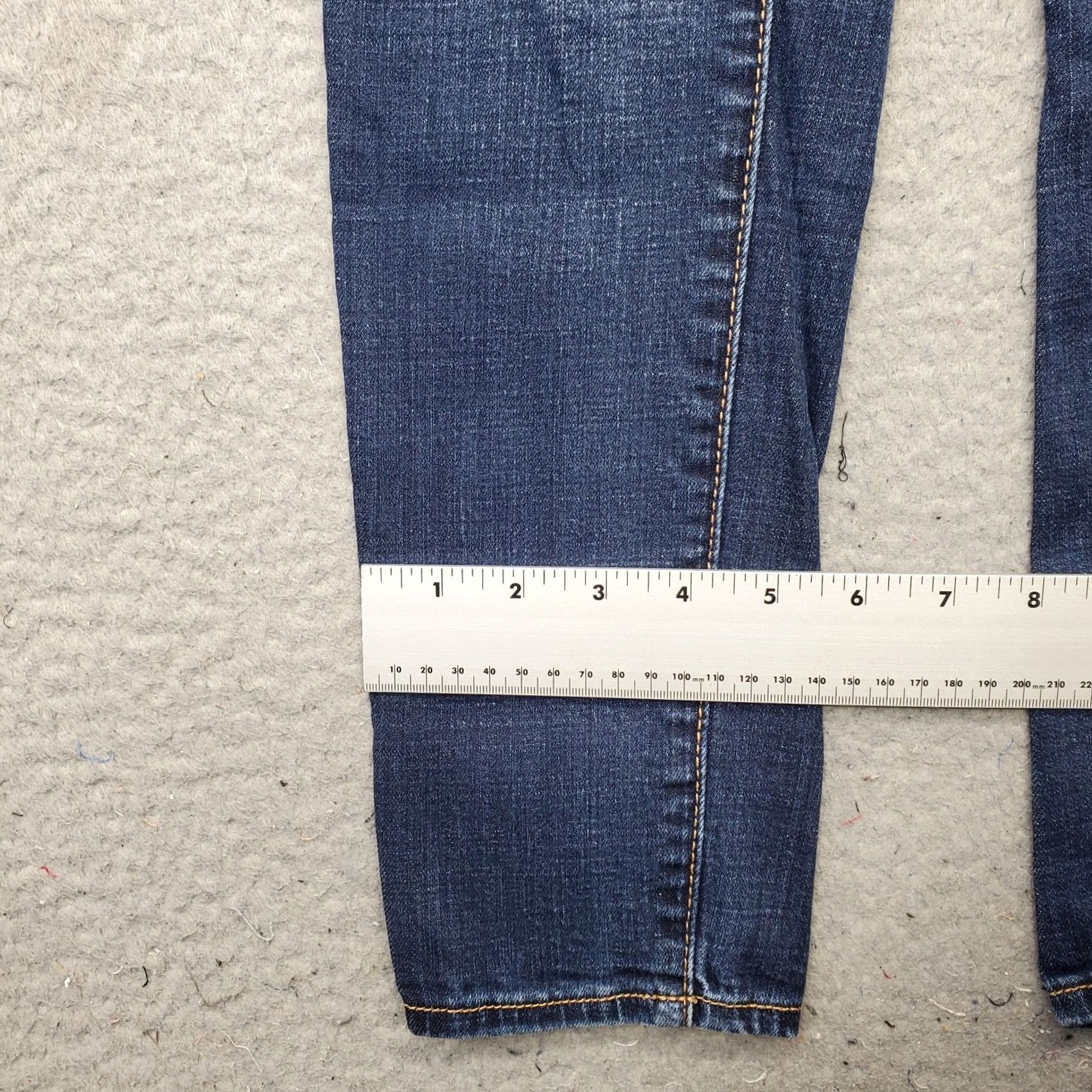 American Eagle Outfitters American Eagle Outfitters Jegging Jeans Womens 0 Blue Denim Whiskered 5-Pocket Jeans Womens Size 0 Blue Denim 5-Pocket Stretch Regular Mens, Womens Size 25" / US 0 / IT 36 - 5 Thumbnail