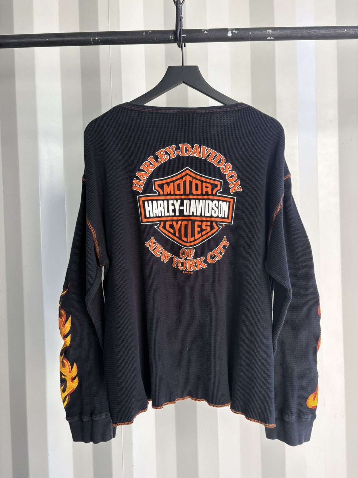 Harley Davidson Harley NYC Flame Thermal Distressed grunge Faded Boxy Size US XXL / EU 58 / 5 - 1 Thumbnail