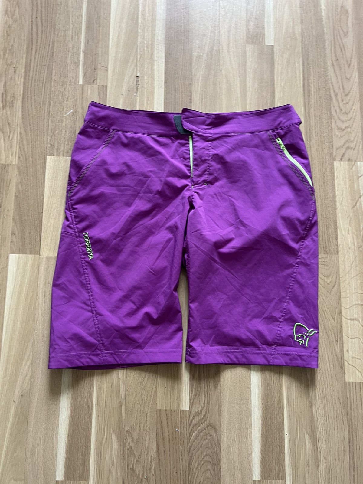 Norrona Norrona gorepcore shorts purple outdoor Size US 32 / EU 48 - 1 Thumbnail