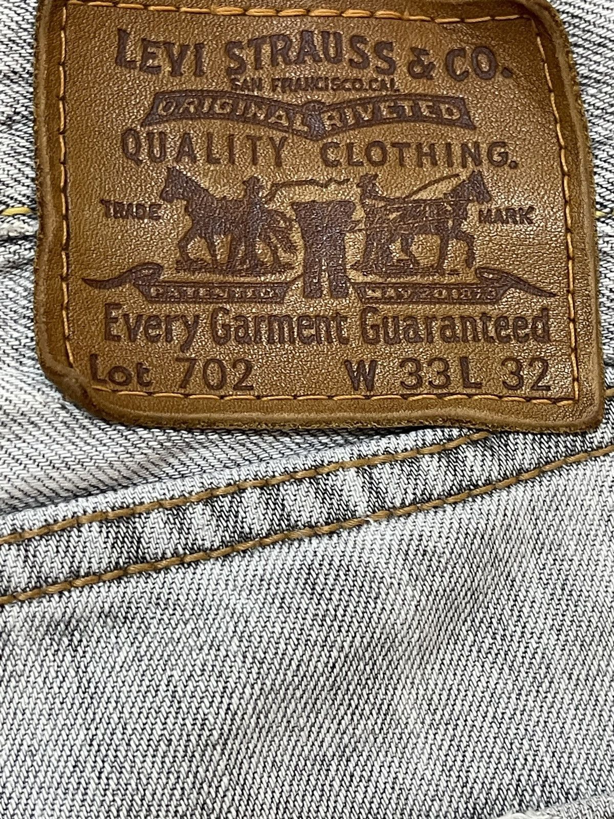 Levi's Vintage 90s Levis 702 Faded Wash Distressed Loose Jeans Size US 32 / EU 48 - 9 Thumbnail