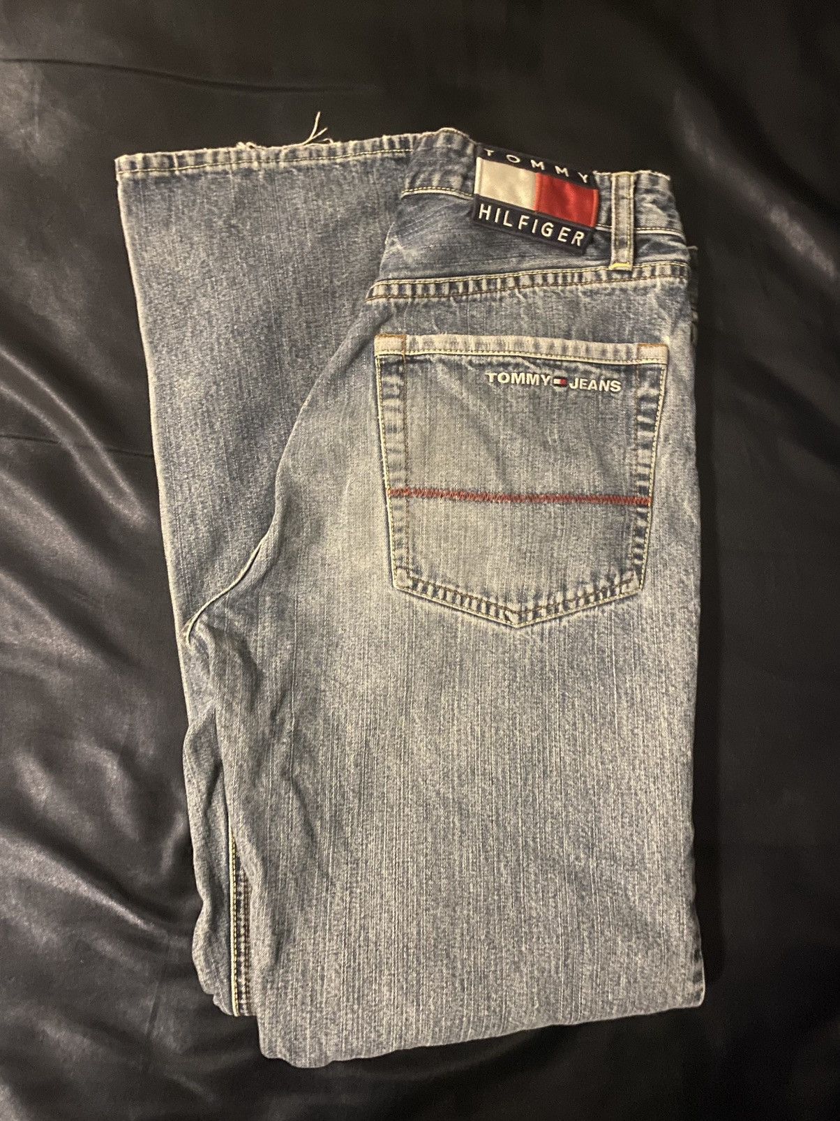 Tommy Hilfiger TOMMY HILFIGER DESIGNED DENIM Size US 30 / EU 46 - 1 Thumbnail