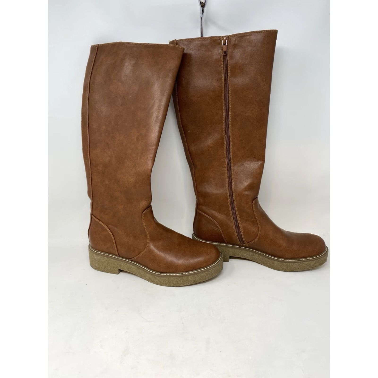 Vintage VINTAGE Universal Thread Tricia Boot Womens 8.5 Knee High Brown Faux Leather Riding Boot M Wide Shaft Block Heel Casual Solid 4 Season Size M / US 6-8 / IT 42-44 - 2 Thumbnail