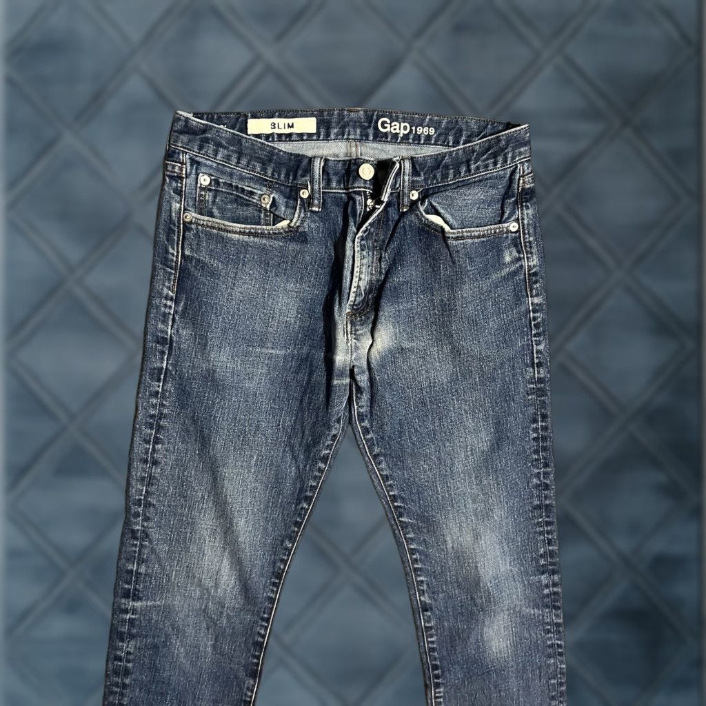Gap Gap Slim Fit Jeans Men's 30x32 Straight Leg Solid Blue 5-Pocket Destroyed Distre Size US 30 / EU 46 - 1 Thumbnail