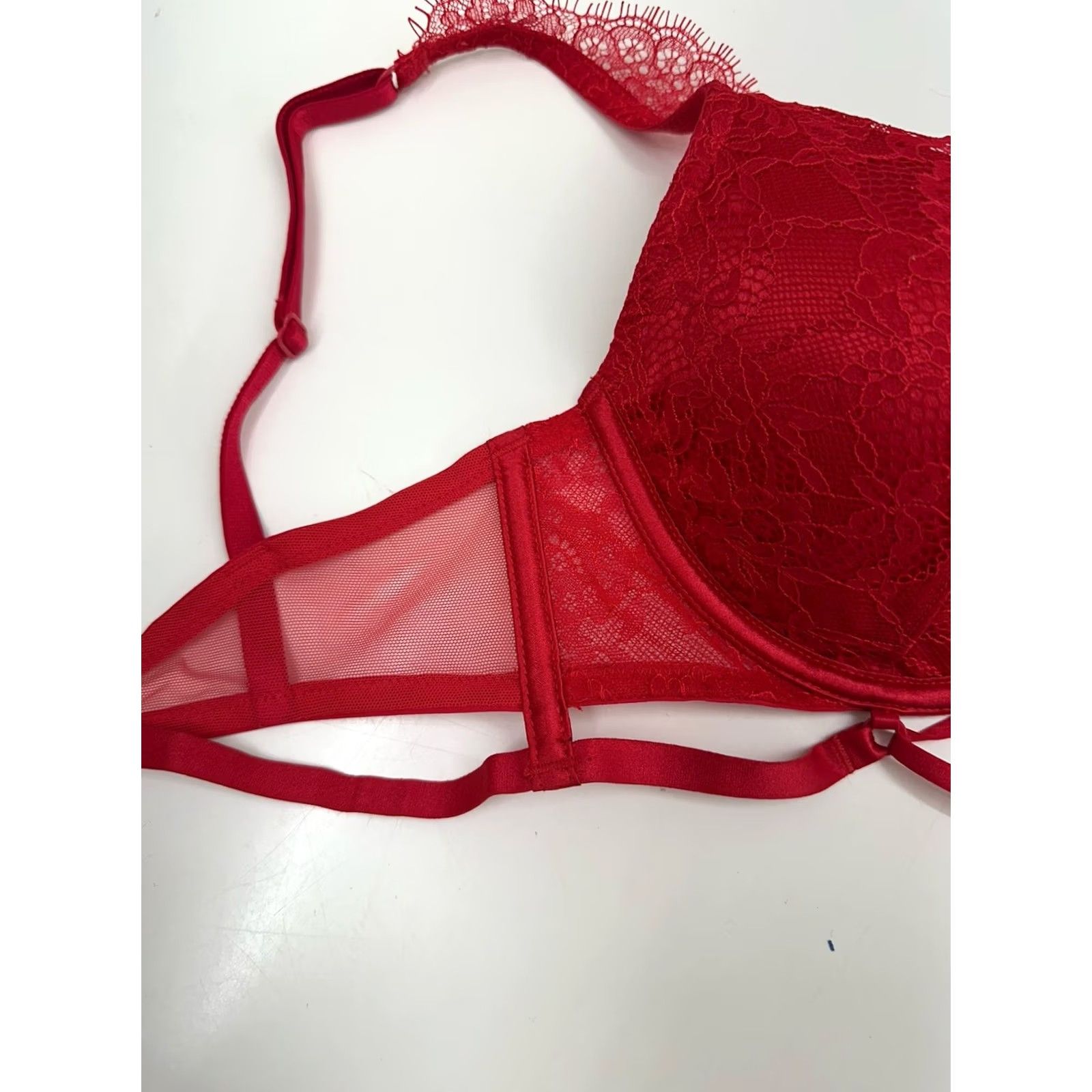 Victoria's Secret Victoria's Secret Bra 32D Very Sexy Lightly Lined Plunge Red Lacy Strappy Womens Cup D Push Up Size ONE SIZE - 4 Thumbnail