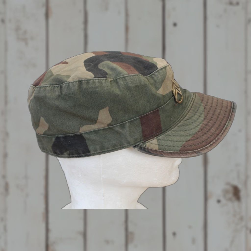Vintage VINTAGE US ARMY ISSUE Hat Cap Camouflage Woodland Camo 6 ¾ Atlas Pins BDU Army Cap Unisex Adults Mens Size ONE SIZE - 1 Thumbnail