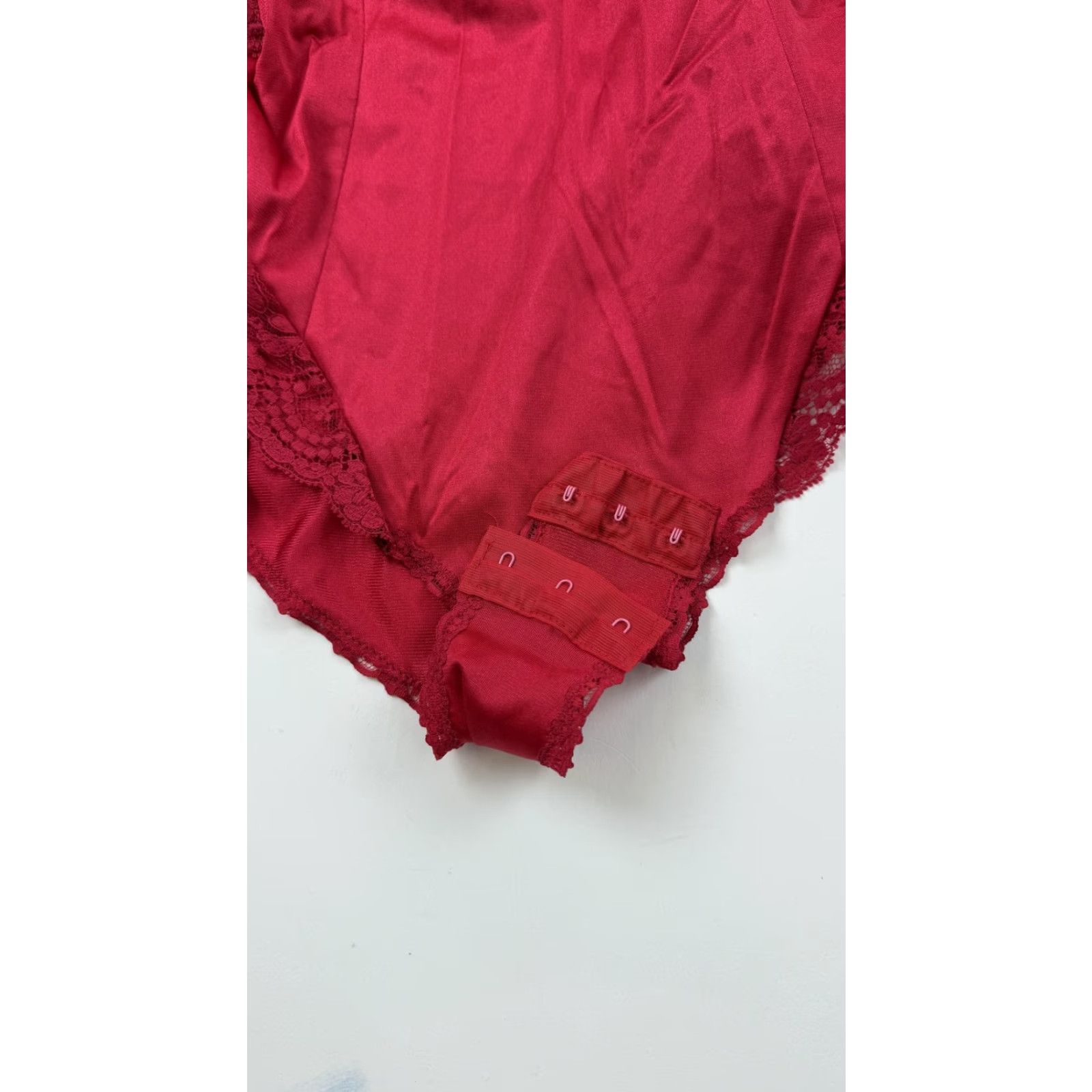 Vintage VINTAGE Vassarette Bodysuit Robe Set Womens 36 Large Red Lace Satin Lingerie 2 Piece USA Size L / US 10 / IT 46 - 5 Thumbnail