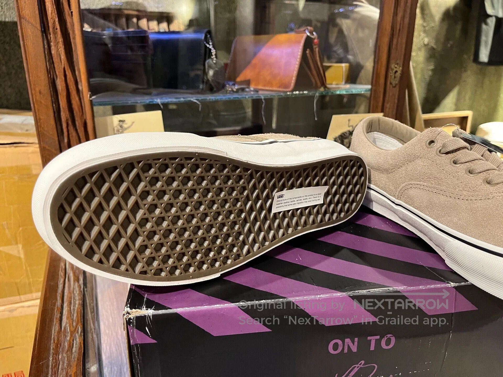 Vans VANS Limited Edition Suede Casual Shoes. Size US 9.5 / EU 42-43 - 8 Thumbnail