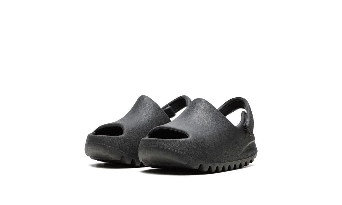 Yeezy Slides Onyx | Grailed