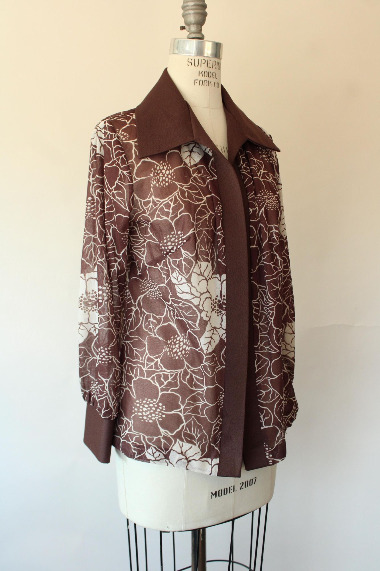 Vintage Vintage 1970s Shirt, Dagger Collar Floral Print Open Blouse Size M / US 6-8 / IT 42-44 - 5 Thumbnail