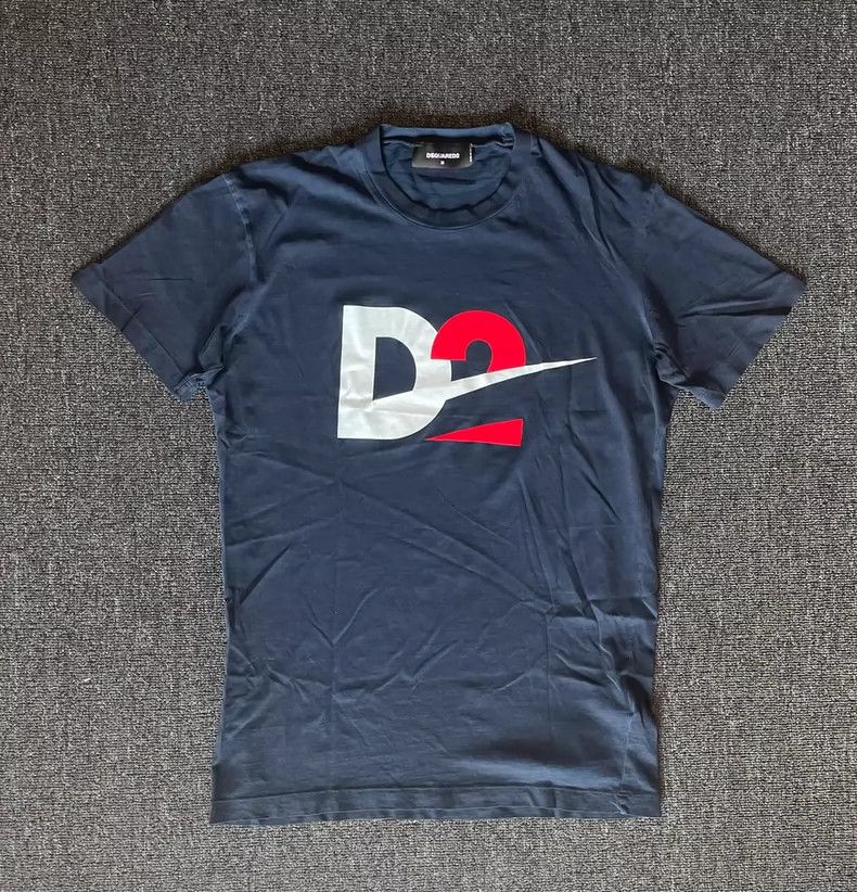 Dsquared2 Dsquared2 D2 Short Sleeve T-shirt-yf Size US M / EU 48-50 / 2 - 1 Thumbnail