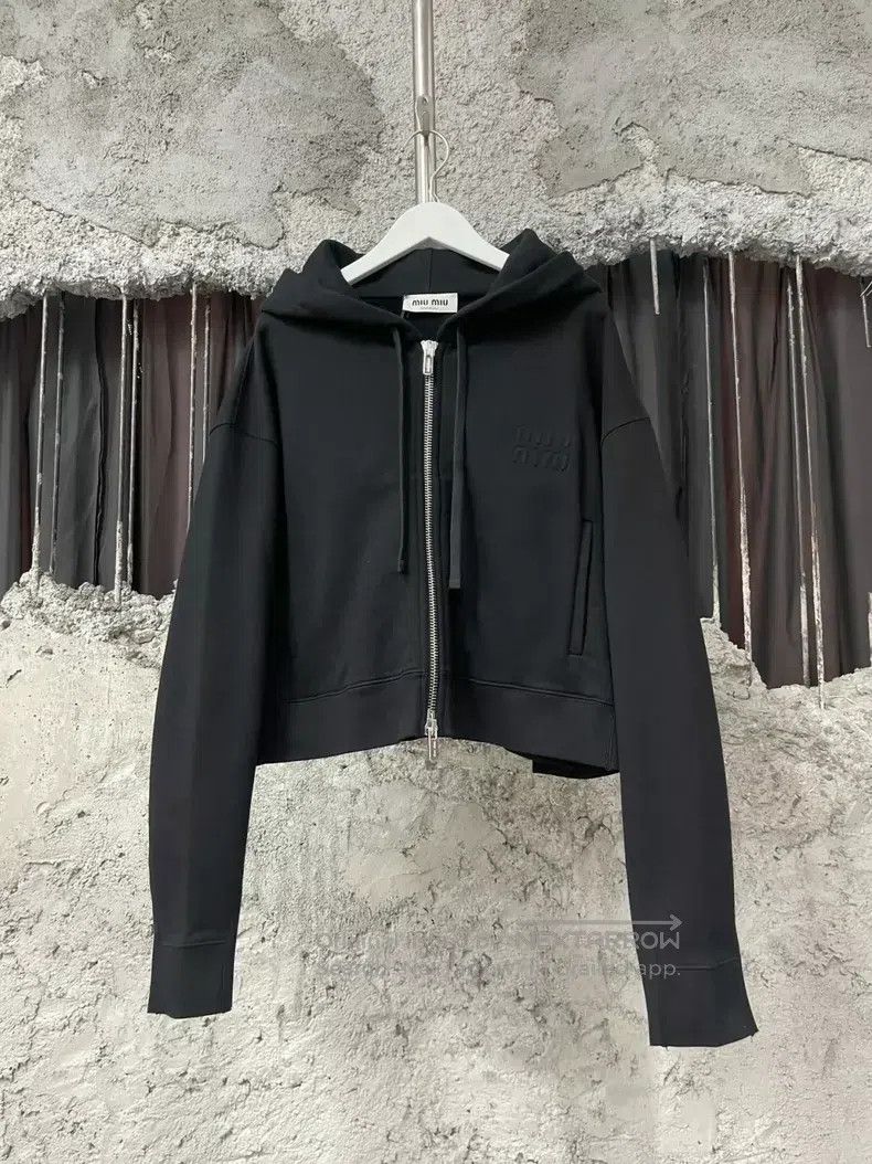 Miu Miu Miu Miu Size s Zipper logo sweater jacket coat Size S / US 4 / IT 40 - 1 Thumbnail