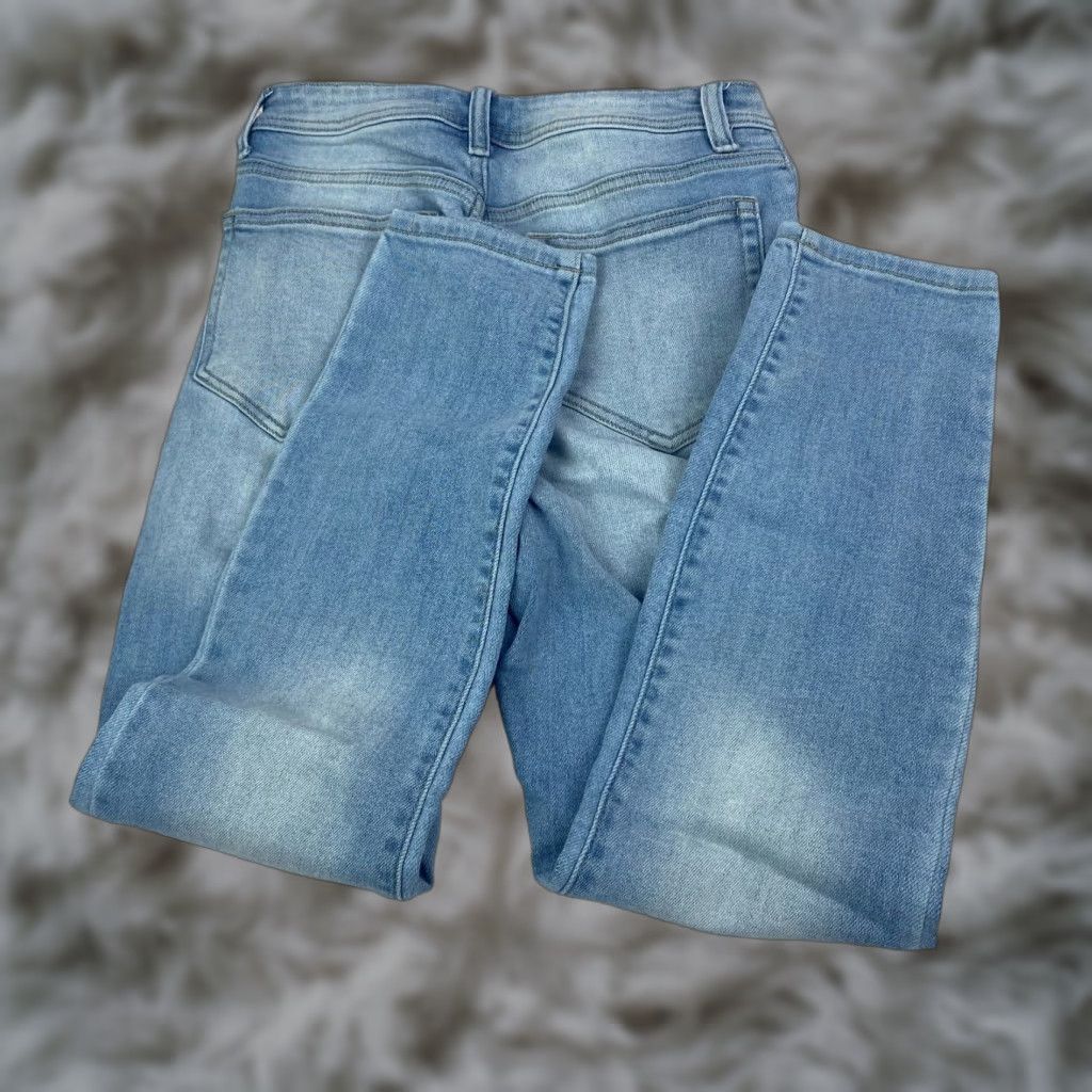 Vintage VINTAGE Cello Jeans Womens Junior Teens 7/28 Mom Skinny High Rise Distressed Button Fly 90s City College Blues Jeans Mens? Size 28" / US 6 / IT 42 - 1 Thumbnail