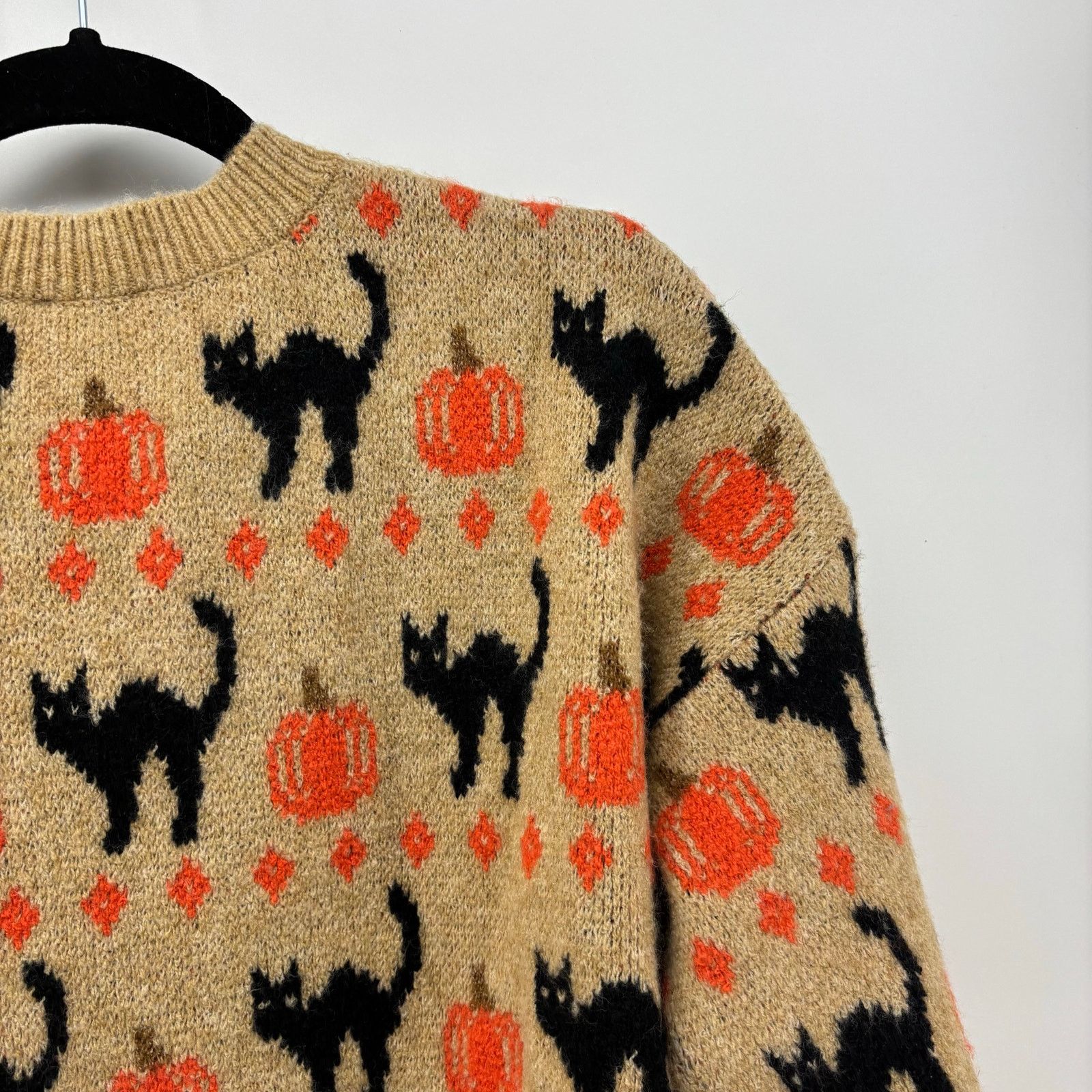 Vince Camuto Vince Camuto Size L Womens Sweater Black Cat Pumpkin Fall Size L / US 10 / IT 46 - 17 Thumbnail