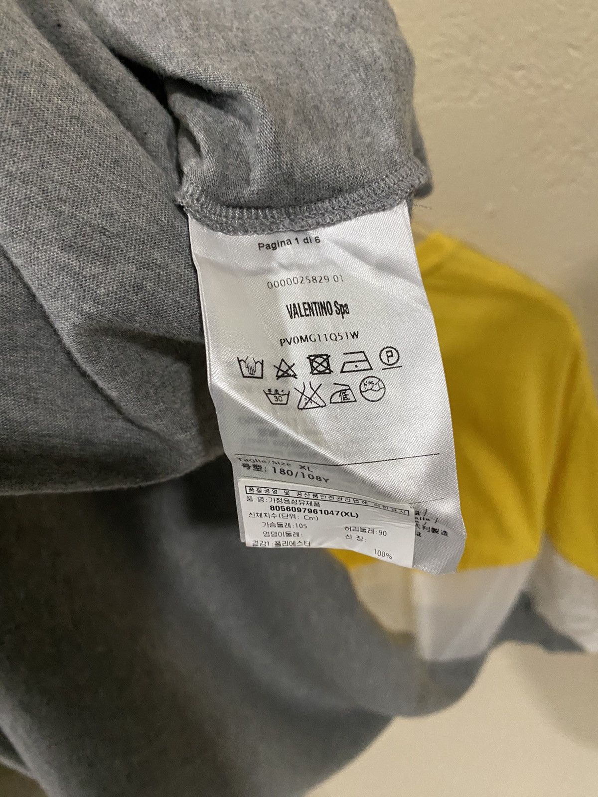 Valentino Valentino Tricolor Tee Size US XL / EU 56 / 4 - 8 Thumbnail