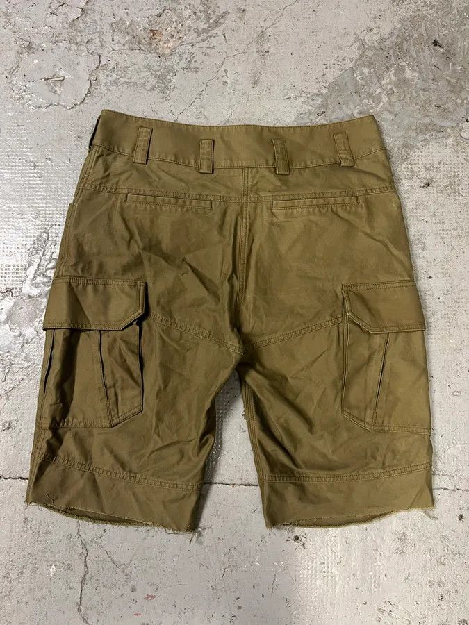 Givenchy × Vintage SS2023 Givenchy Olive Cargo Bermuda Shorts Size US 34 / EU 50 - 7 Thumbnail