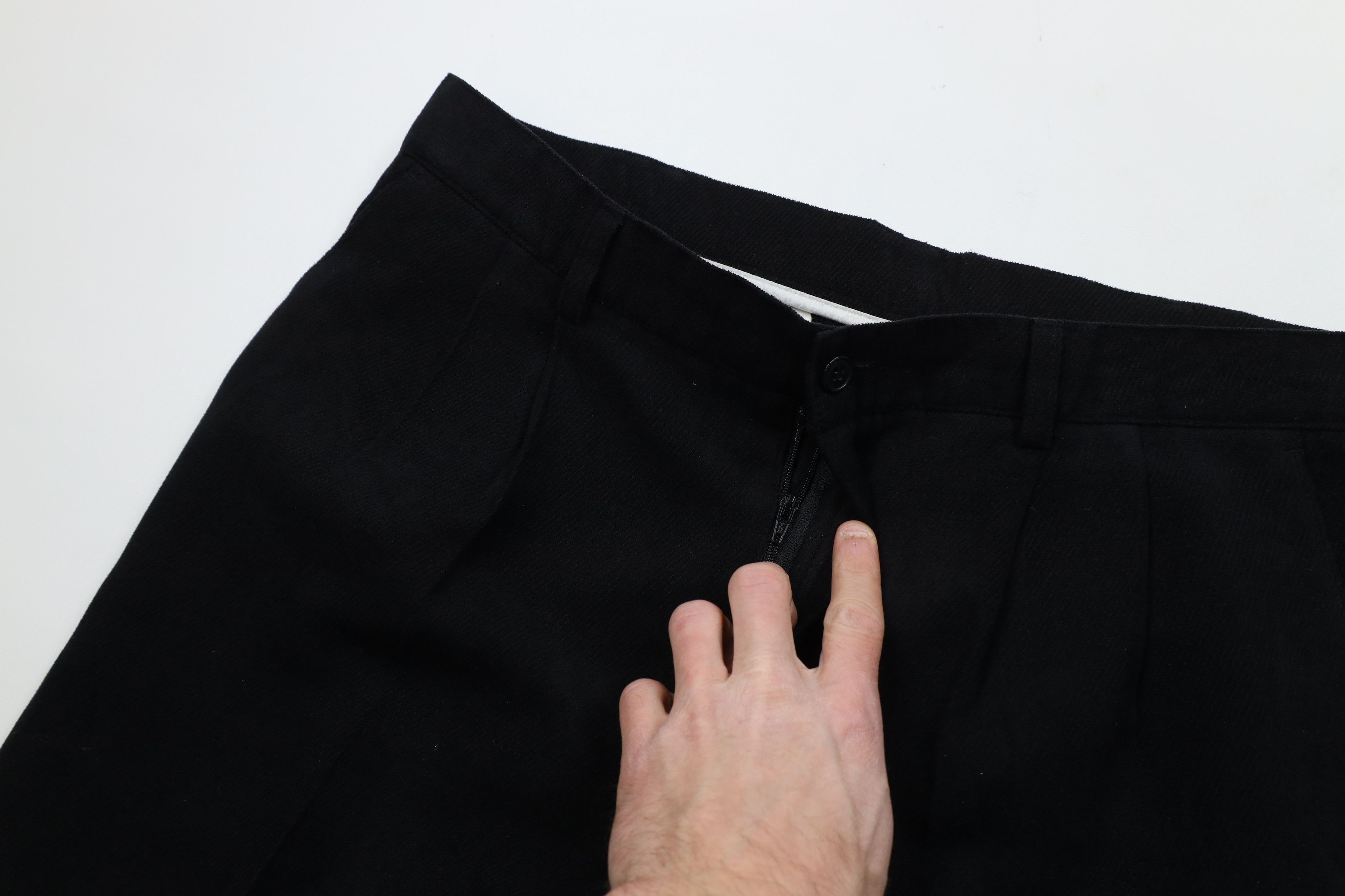Vintage Vintage 90s Streetwear Microfiber Corduroy Chino Pants Black Size US 36 / EU 52 - 7 Thumbnail