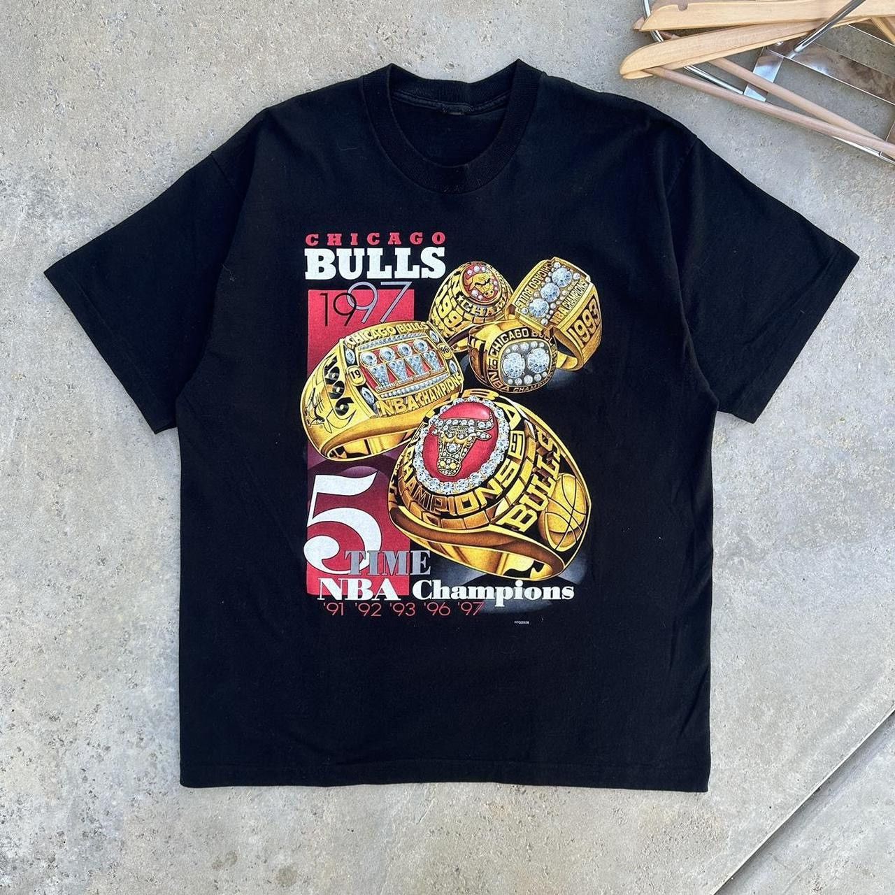 Other Vintage 1997 Chicago Bulls NBA Champs Graphic Basketball Tee Size US L / EU 52-54 / 3 - 1 Thumbnail