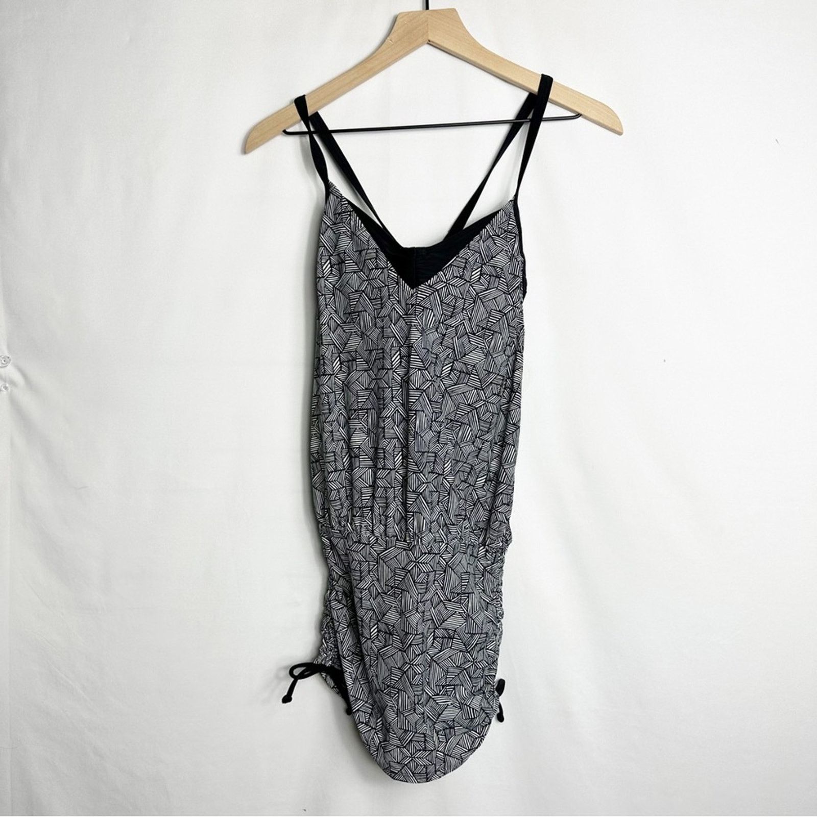 Athleta ATHLETA Laguna Side Scrunch Tankini NWT in Size 32B/C Size ONE SIZE - 3 Thumbnail